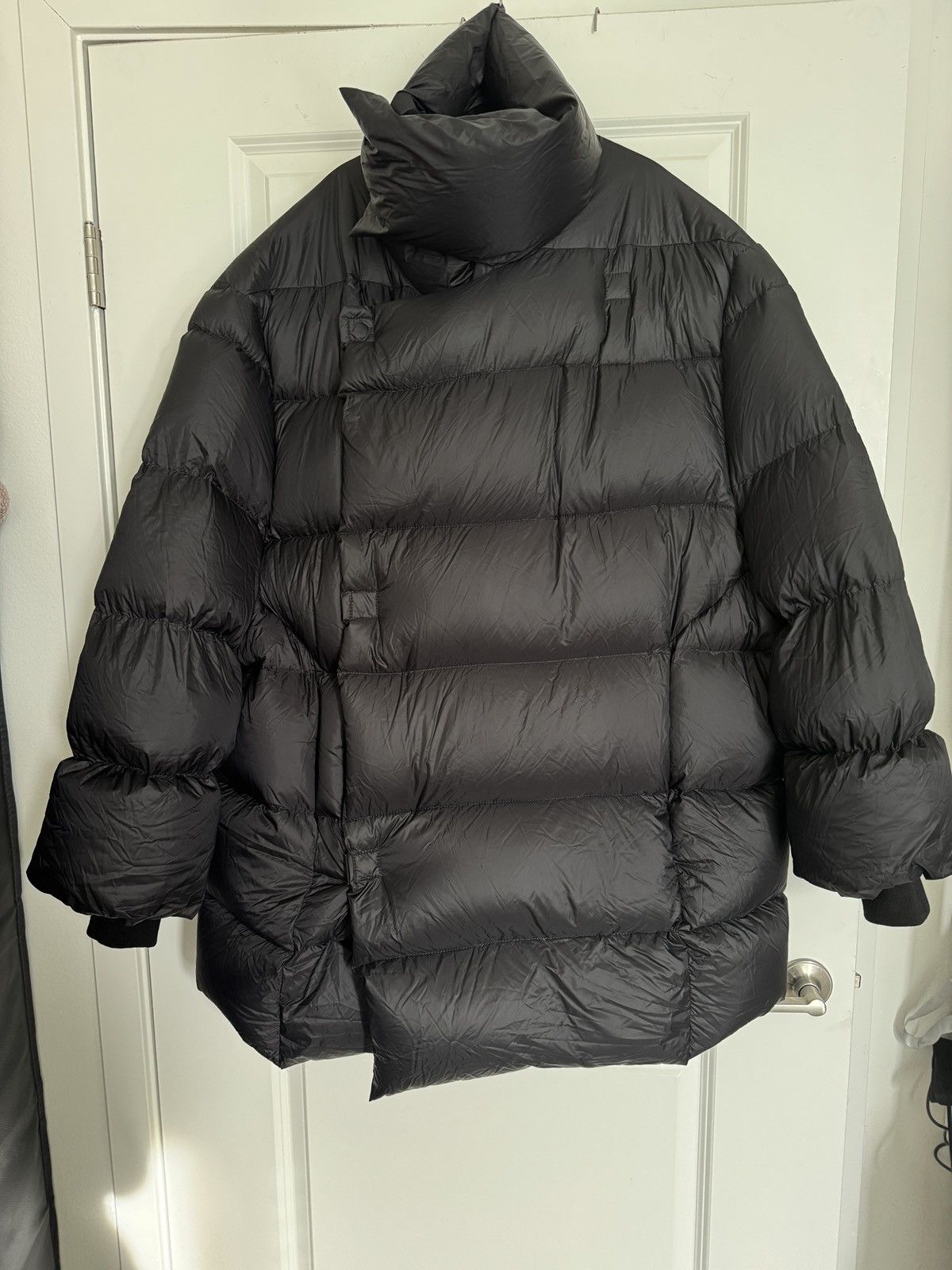 Rick Owens Rick Owens Puffer Luxor Funnel-neck Quilted Down Coat FW23 Size US M / EU 48-50 / 2 - 6 Thumbnail