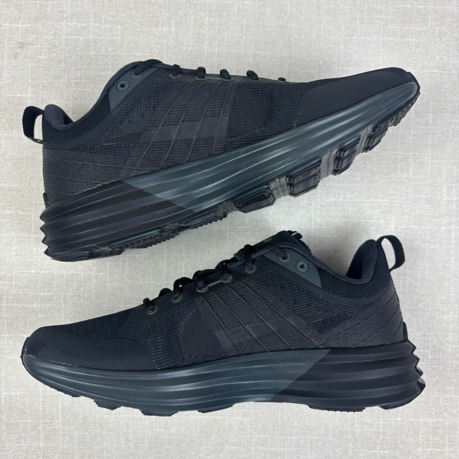 Nike 🌫️ 2024 Nike Lunar Roam “Dark Smoke Grey” 11M Size US 11 / EU 44 - 4 Thumbnail