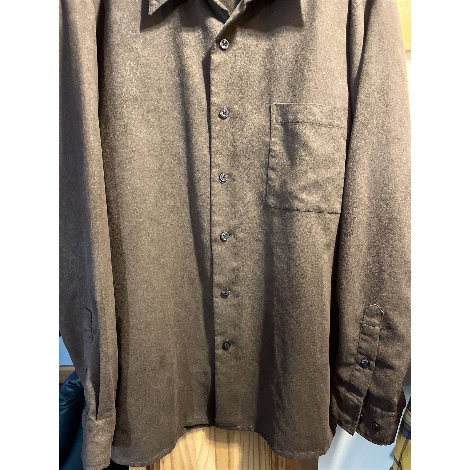 J Ferrar J. Ferrar Men’s L Brown LS Button Suede Feel Polyester Shirt Size US L / EU 52-54 / 3 - 6 Thumbnail