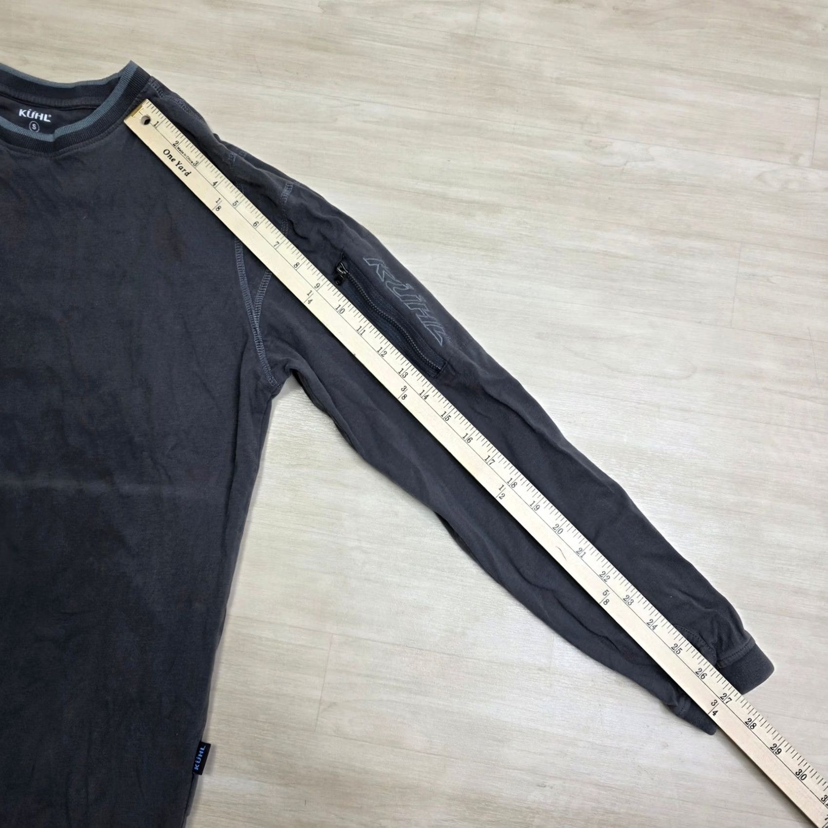 Vintage Kuhl Mens Small Charcoal Organic Cotton Long Sleeve Shirt Zip Pocket Size US S / EU 44-46 / 1 - 5 Thumbnail