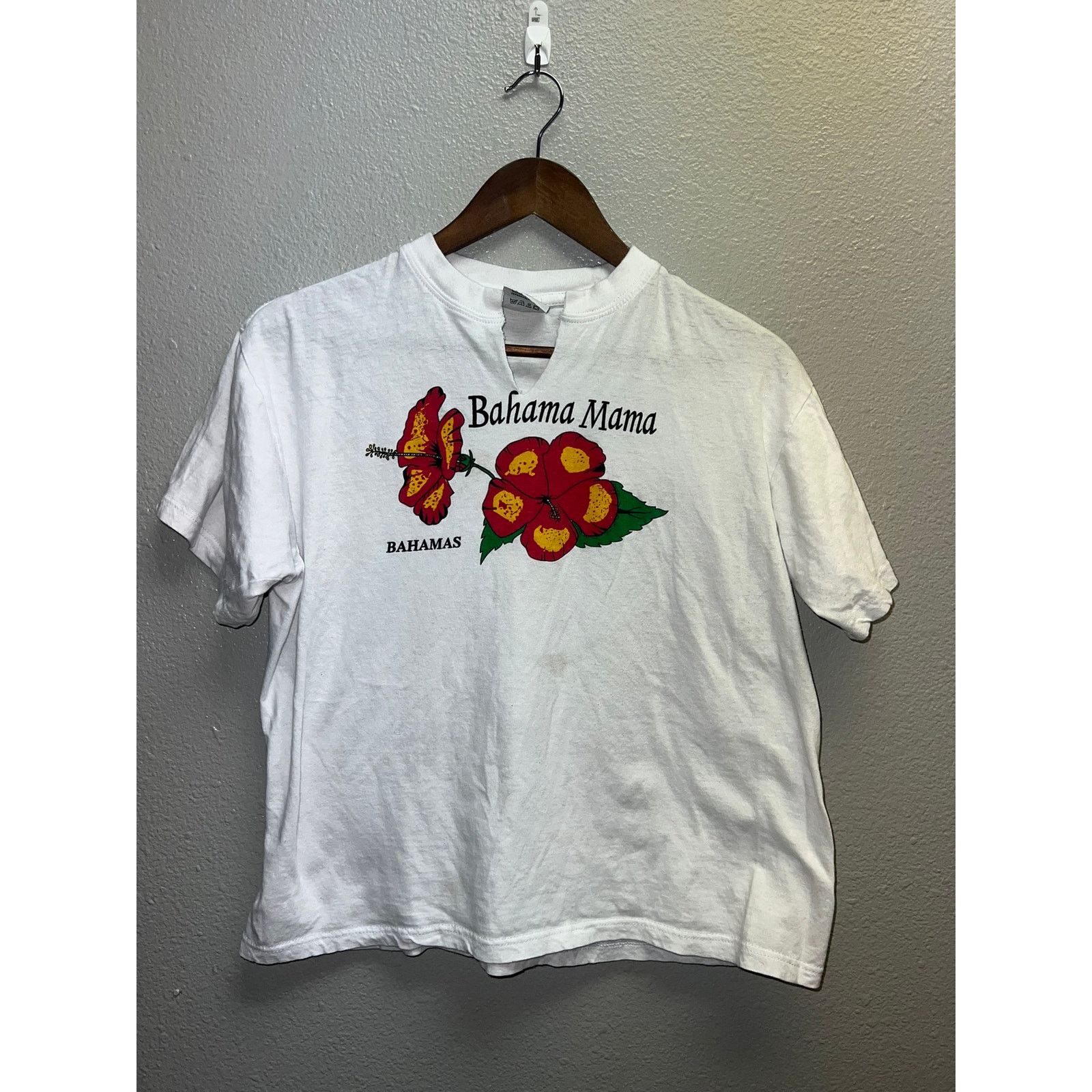 Vintage Vintage Womens Bahama Mama Shirt Bahamas Floral V Neck 90s L Size L / US 10 / IT 46 - 1 Thumbnail