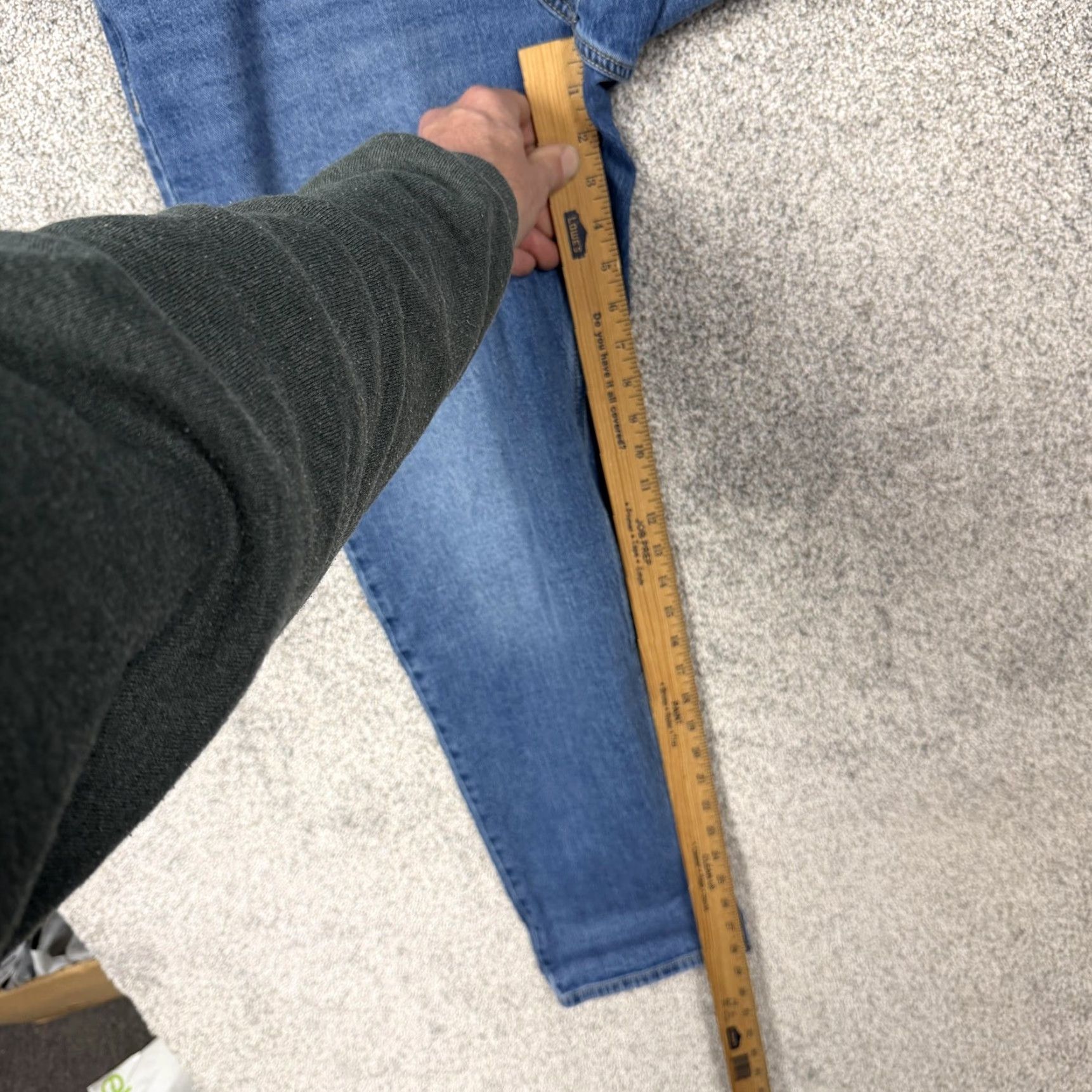 Old Navy Old Navy Jeans Womens Size 12 WOW Boyfriend Mid Rise 35 in Inseam 28.5 in Blue Denim Stretch Pocket Casual Modern Regular Tapered Halloween? Size 34" / US 12 / IT 48 - 4 Thumbnail