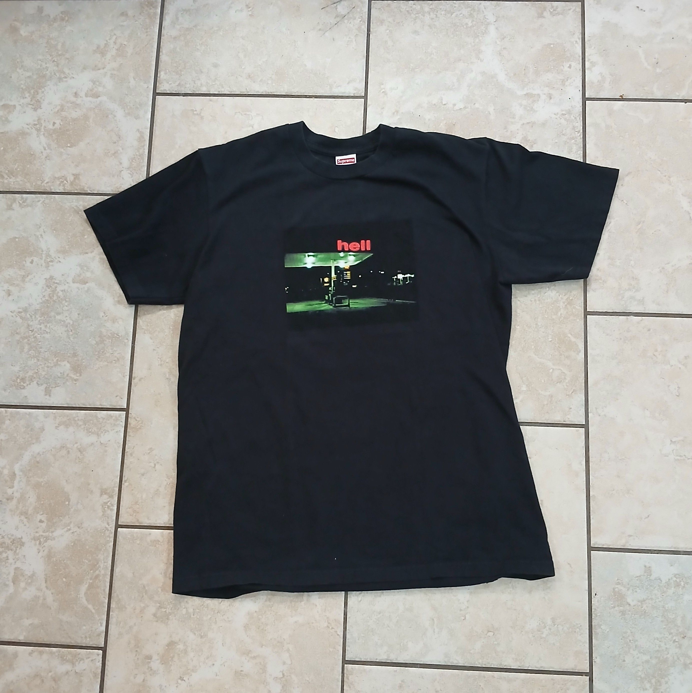 M - Supreme Hell Tee Black FW23
