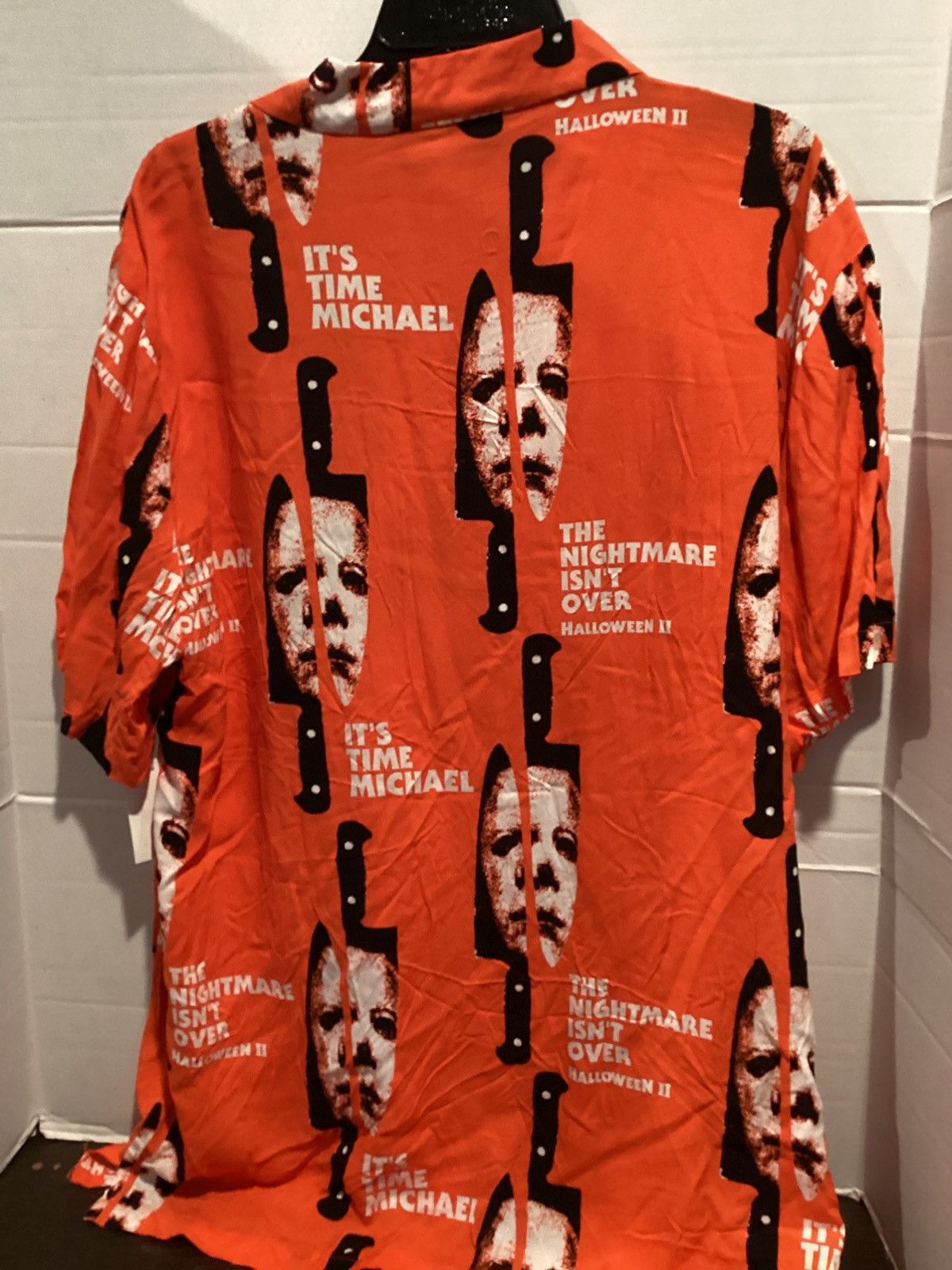 Other Mens Michael Myers Halloween II Button Up Short Sleeve shirt Size US XL / EU 56 / 4 - 6 Thumbnail