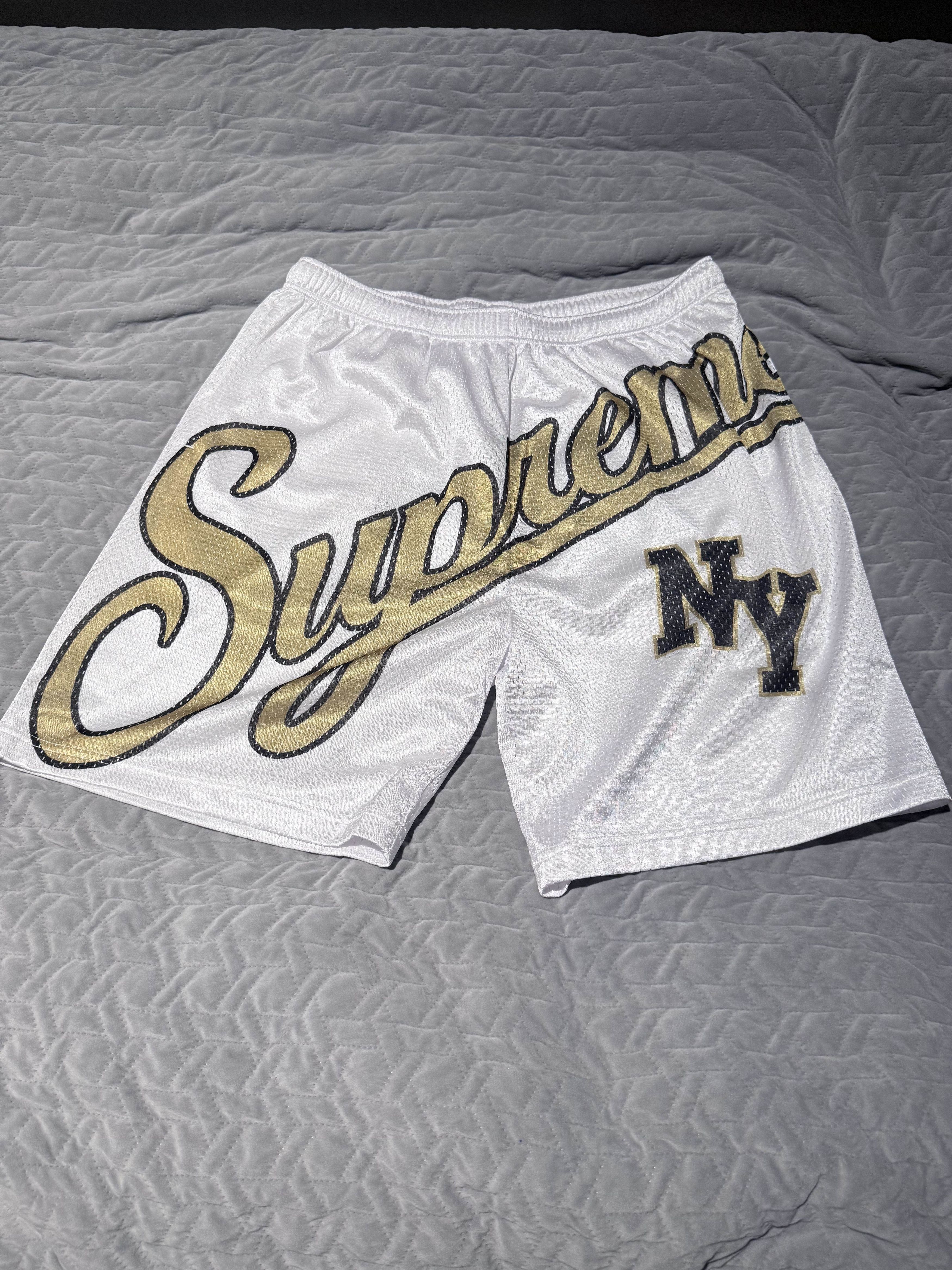 Supreme Supreme NY Script Mesh Basketball Shorts White Gold Size M Size US 32 / EU 48 - 1 Thumbnail