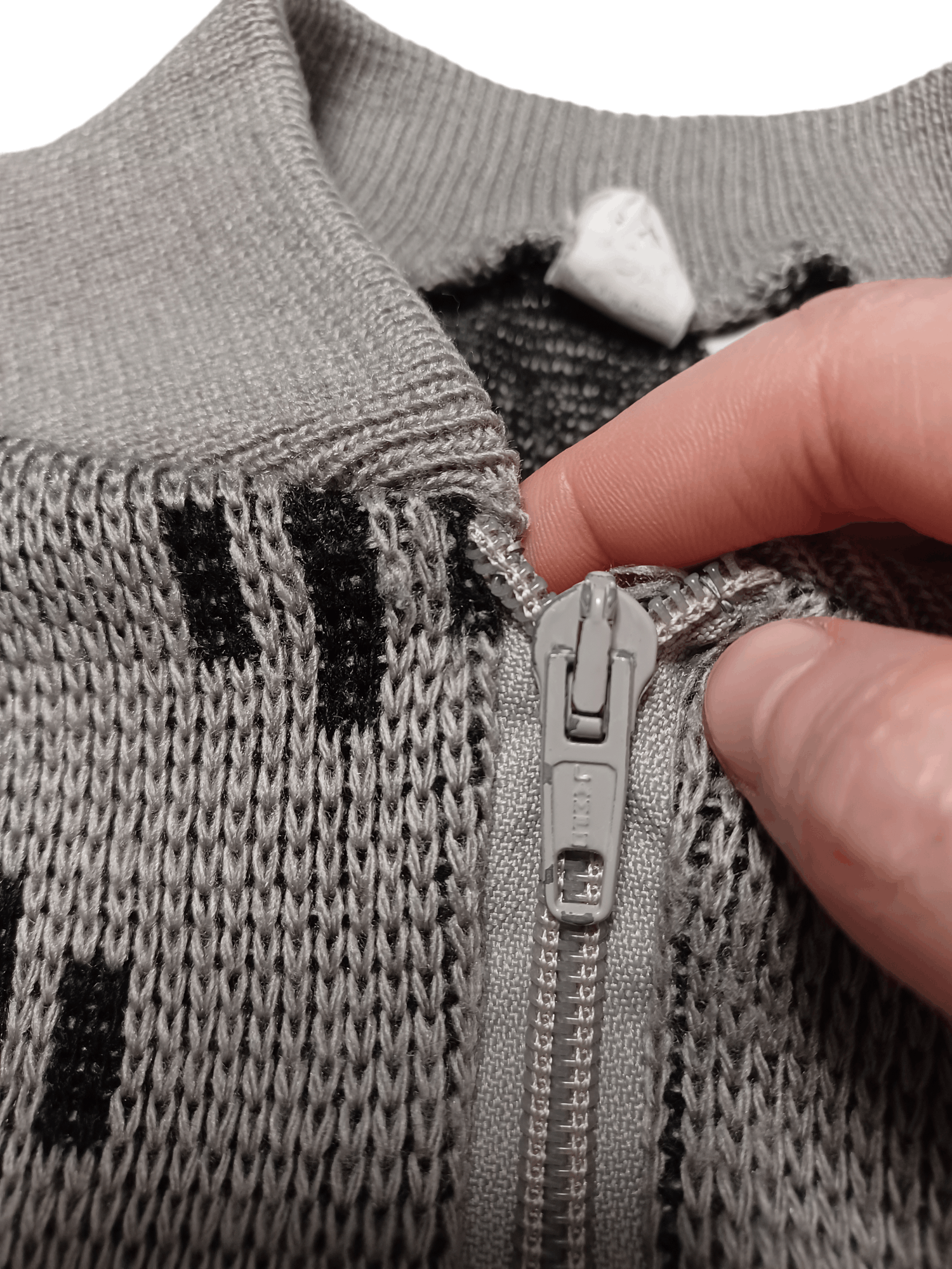 Other VINTAGE MADE IN ITALY 90S ACRYLIC CARDIGAN ON LAMPO OVERSIZE Size US L / EU 52-54 / 3 - 5 Thumbnail