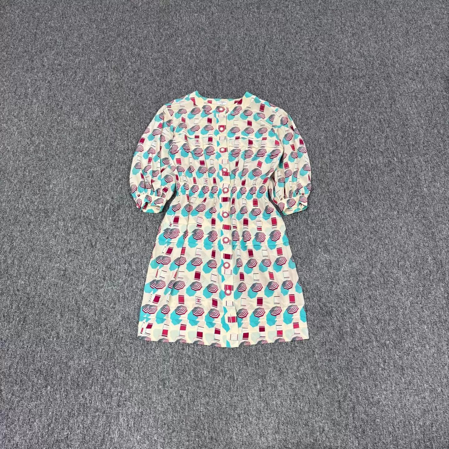Chanel Chanel Beach Sun Umbrella Print Silk Dress Size 36 99 New Size XS / US 0-2 / IT 36-38 - 1 Thumbnail