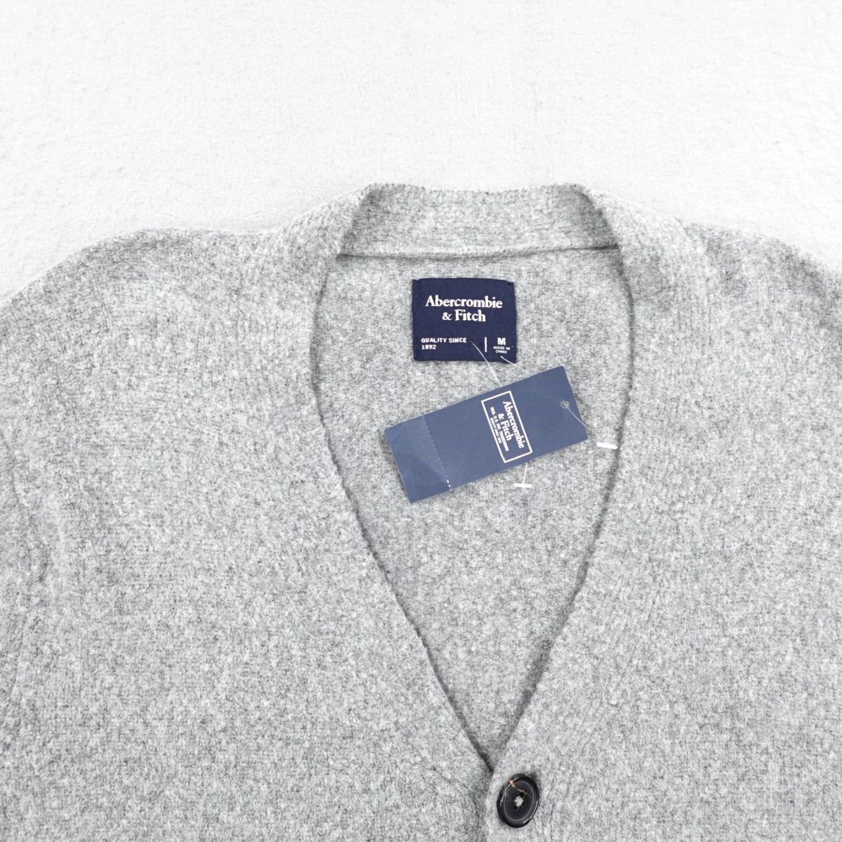 Abercrombie & Fitch Abercrombie & Fitch Sweater Cardigan Mens Medium Gray Knit Button Up V-Neck Pockets Solid Size US M / EU 48-50 / 2 - 2 Thumbnail