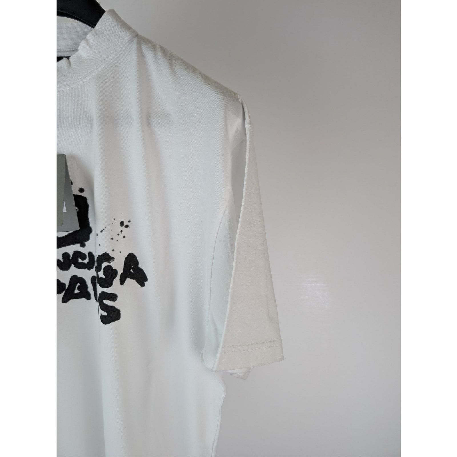 Balenciaga o1rshd1 Hand Drawn BB Icon Vintage Jersey Medium Fit T-Shirt Size US S / EU 44-46 / 1 - 5 Thumbnail