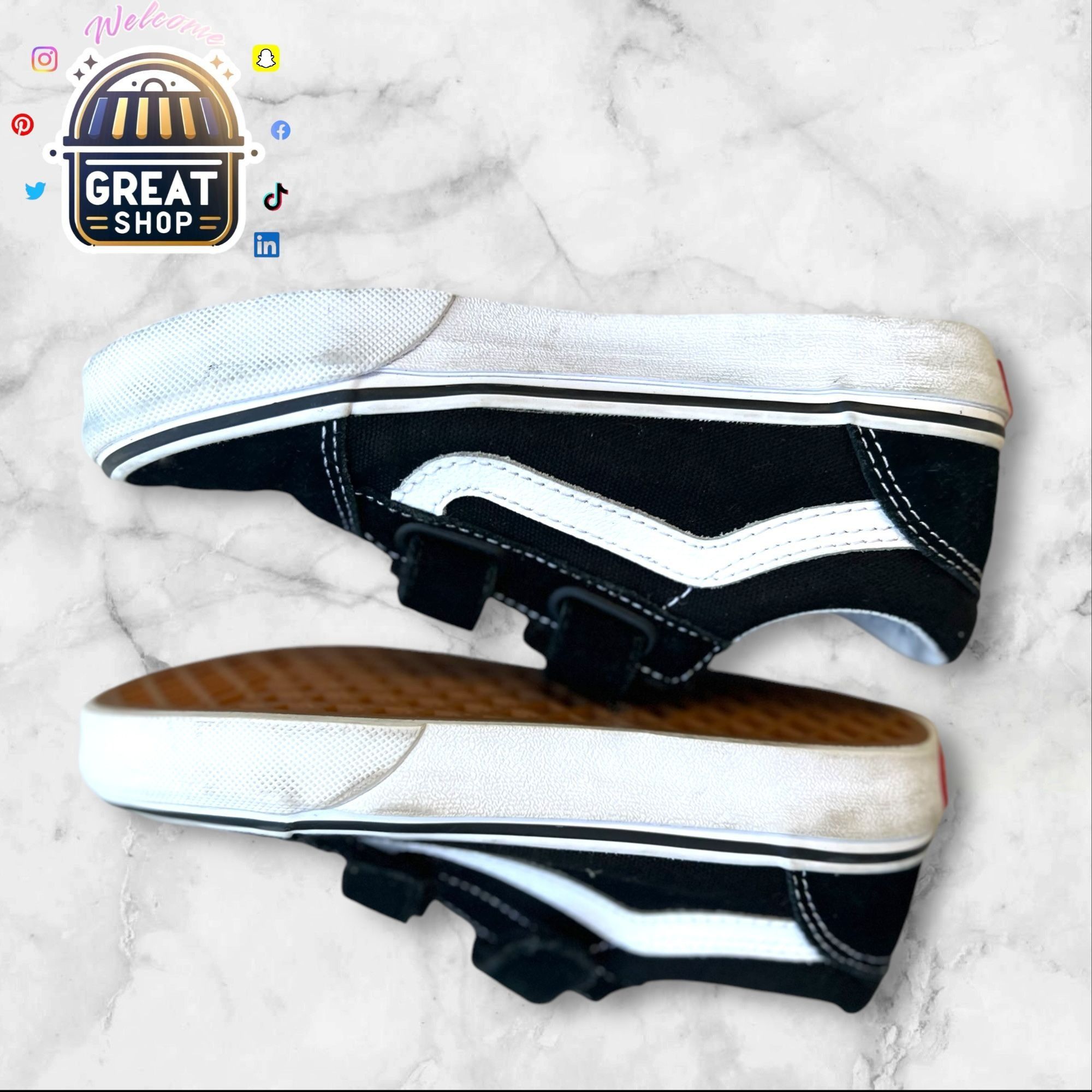 Vans Vans Kids Size 1 Black & White Old Skool Velcro Sneakers Ska Size US 5 / EU 37 - 2 Thumbnail
