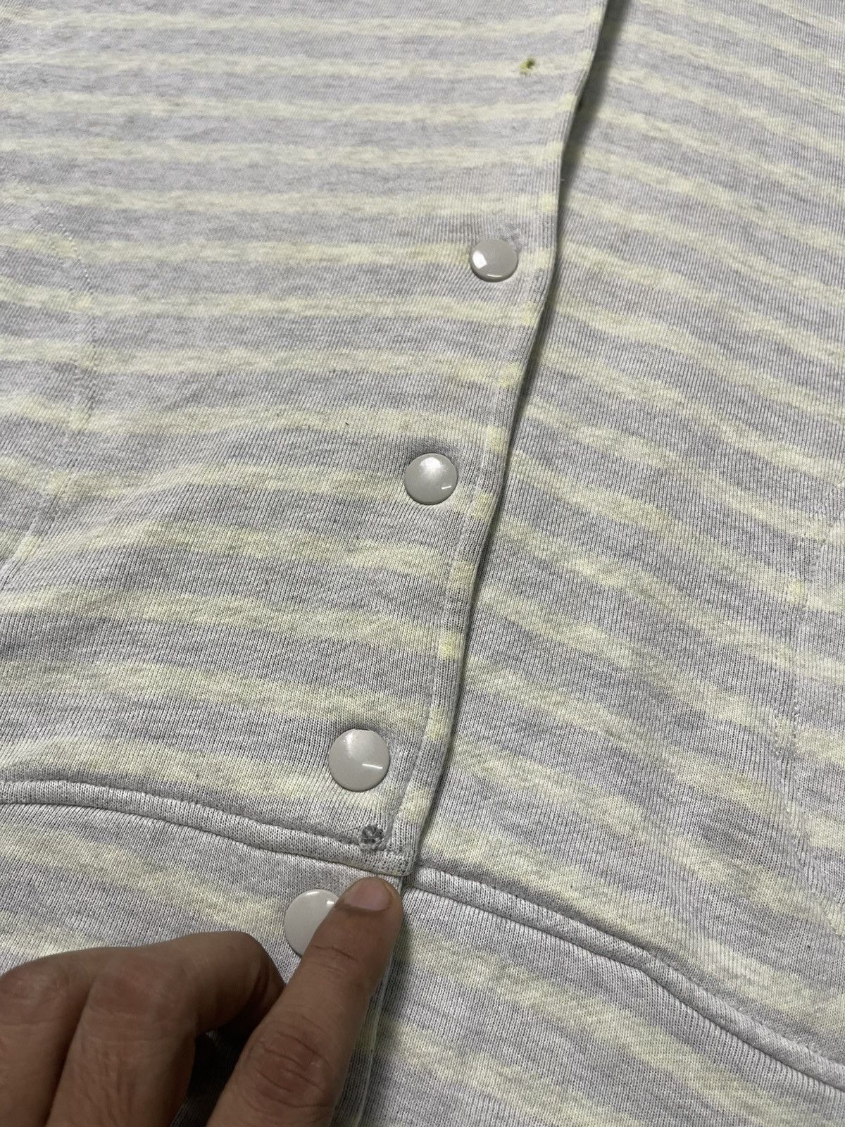 mercibeaucoup 2000s ISSEY MIYAKE BEAR EARS BUTTON UP HOODIE DISTRESSED Size US M / EU 48-50 / 2 - 7 Thumbnail