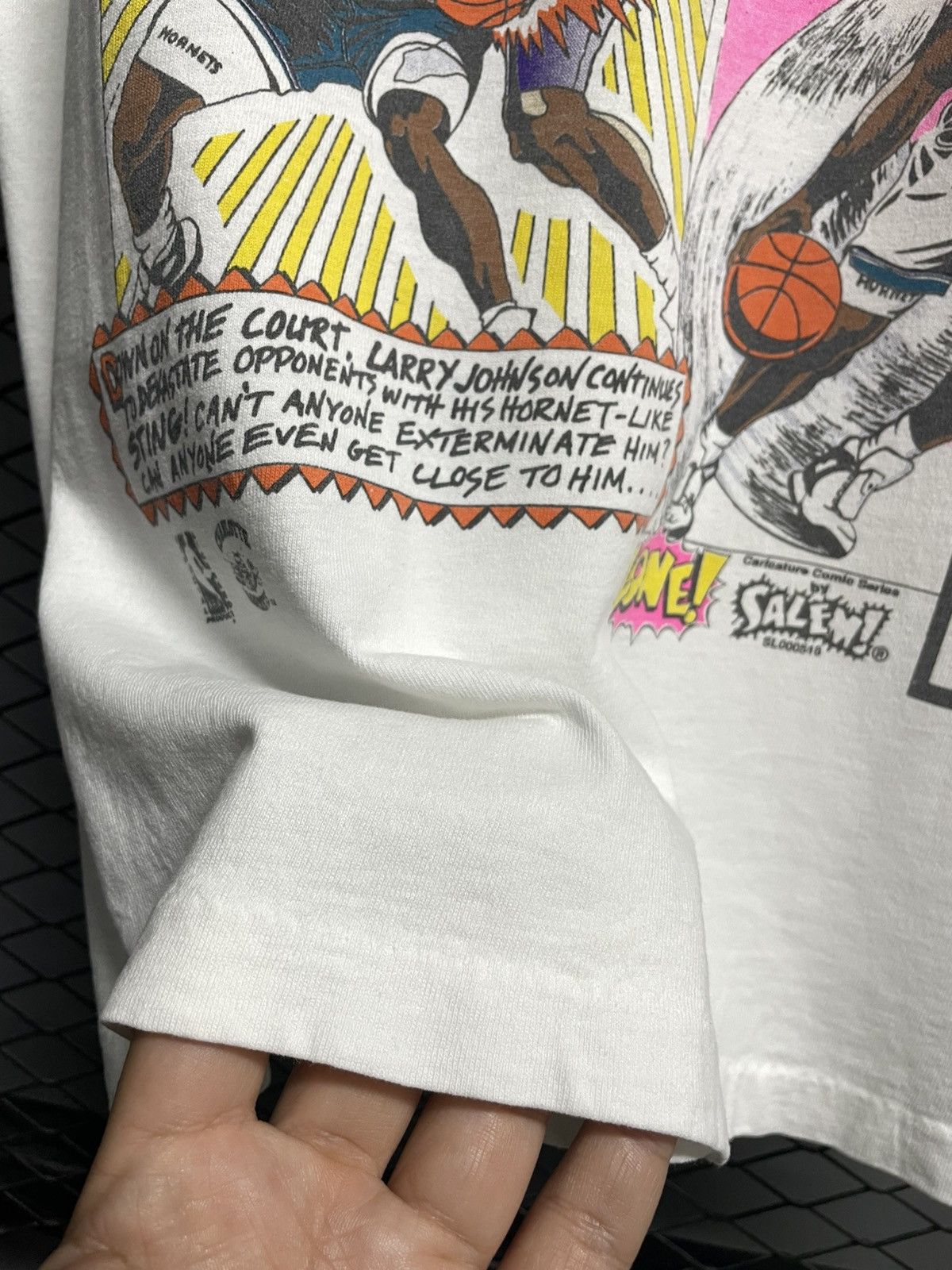 Other Rare Vintage 90s Larry Johnson Comic T-Shirt. Size US XL / EU 56 / 4 - 7 Thumbnail