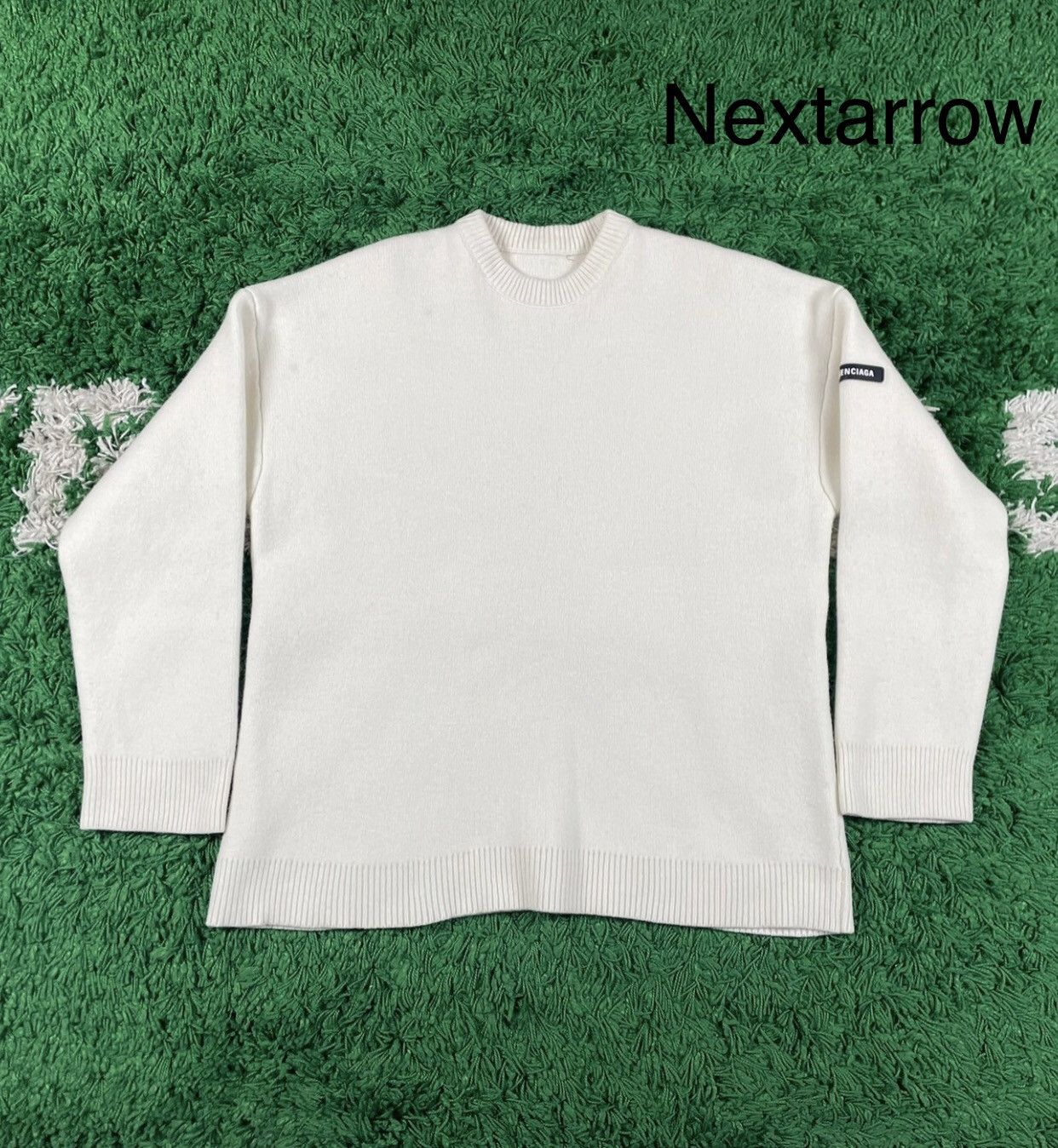 Balenciaga Balenciaga's new sleeve logo cashmere sweater2412-Nextarrow Size US L / EU 52-54 / 3 - 1 Thumbnail