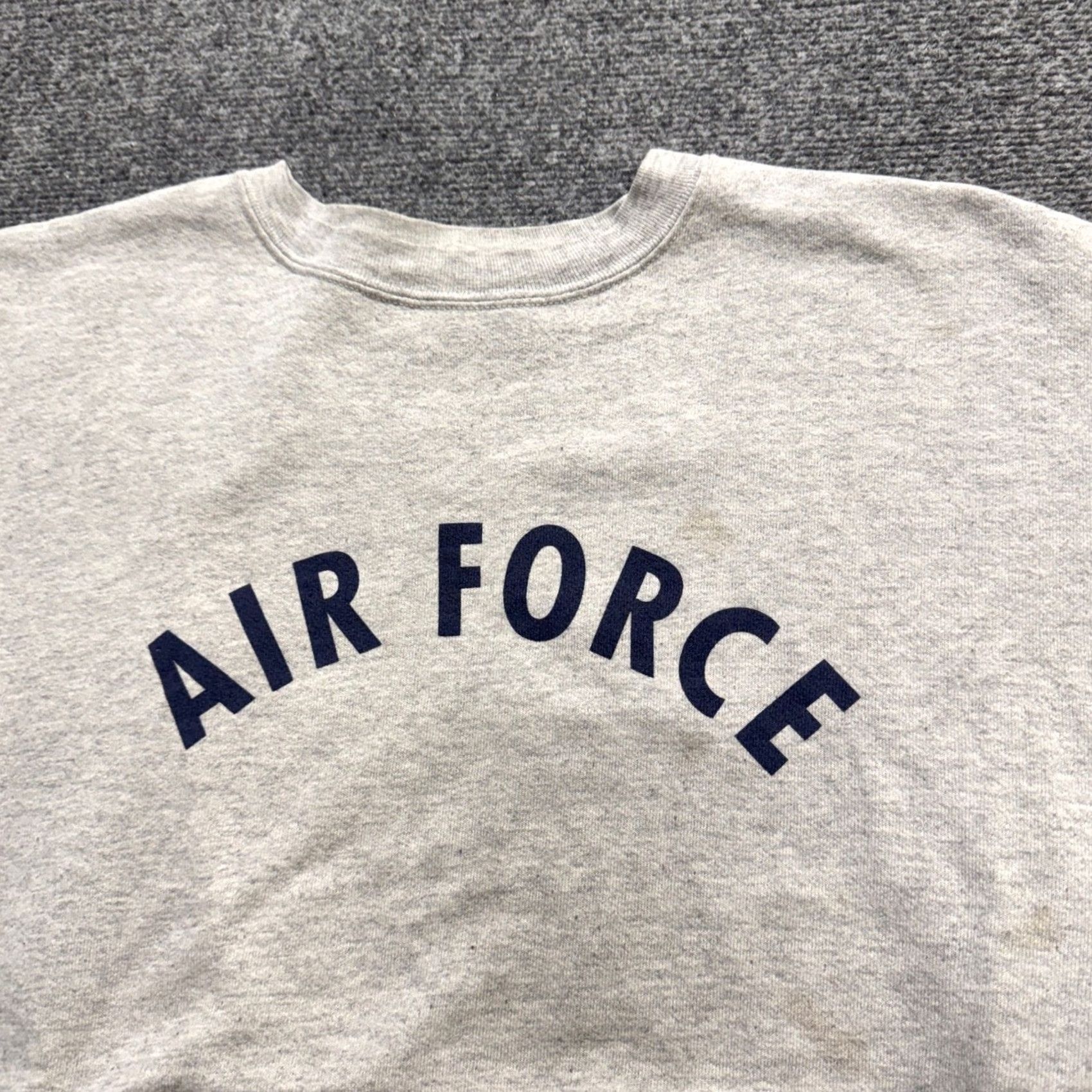 The Unbranded Brand VINTAGE Air Force Sweatshirt Mens Large Gray Cotton Paper Tag Made In USA Size US L / EU 52-54 / 3 - 7 Thumbnail