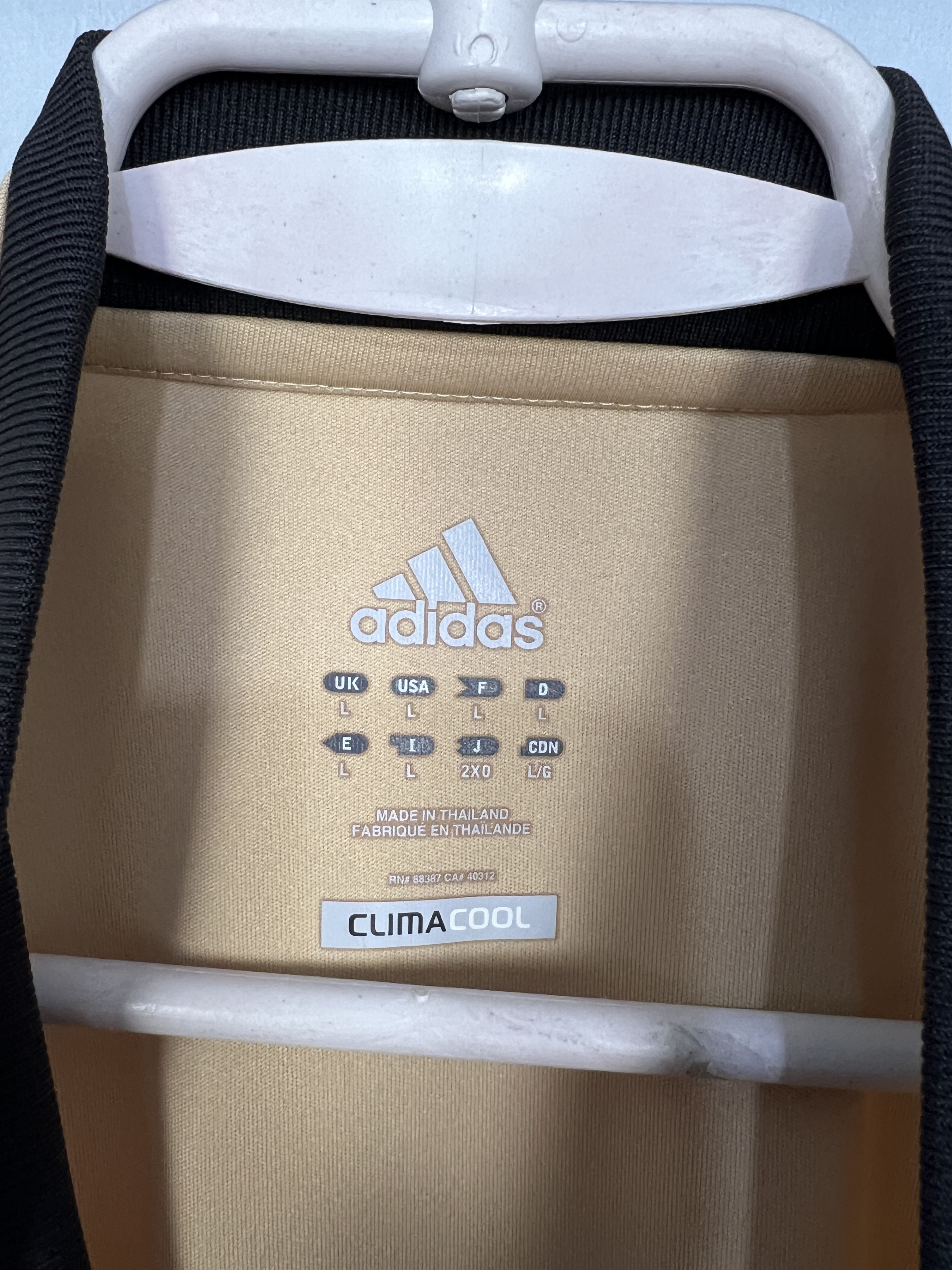 Adidas Vintage Adidas Hungary Football Shirt Train Soccer Jersey Size US L / EU 52-54 / 3 - 7 Thumbnail