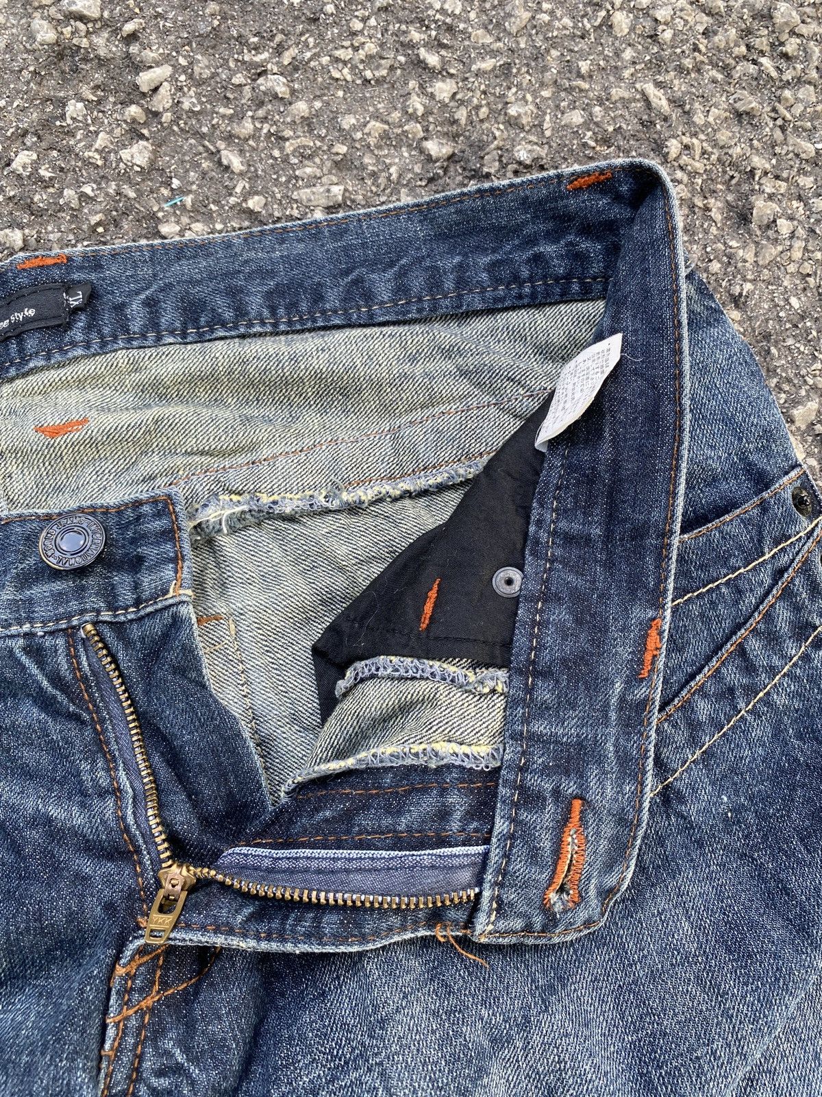 If Six Was Nine × Japanese Brand Flared Root Three Style Distressed Splatter Design Denim Size US 34 / EU 50 - 16 Thumbnail
