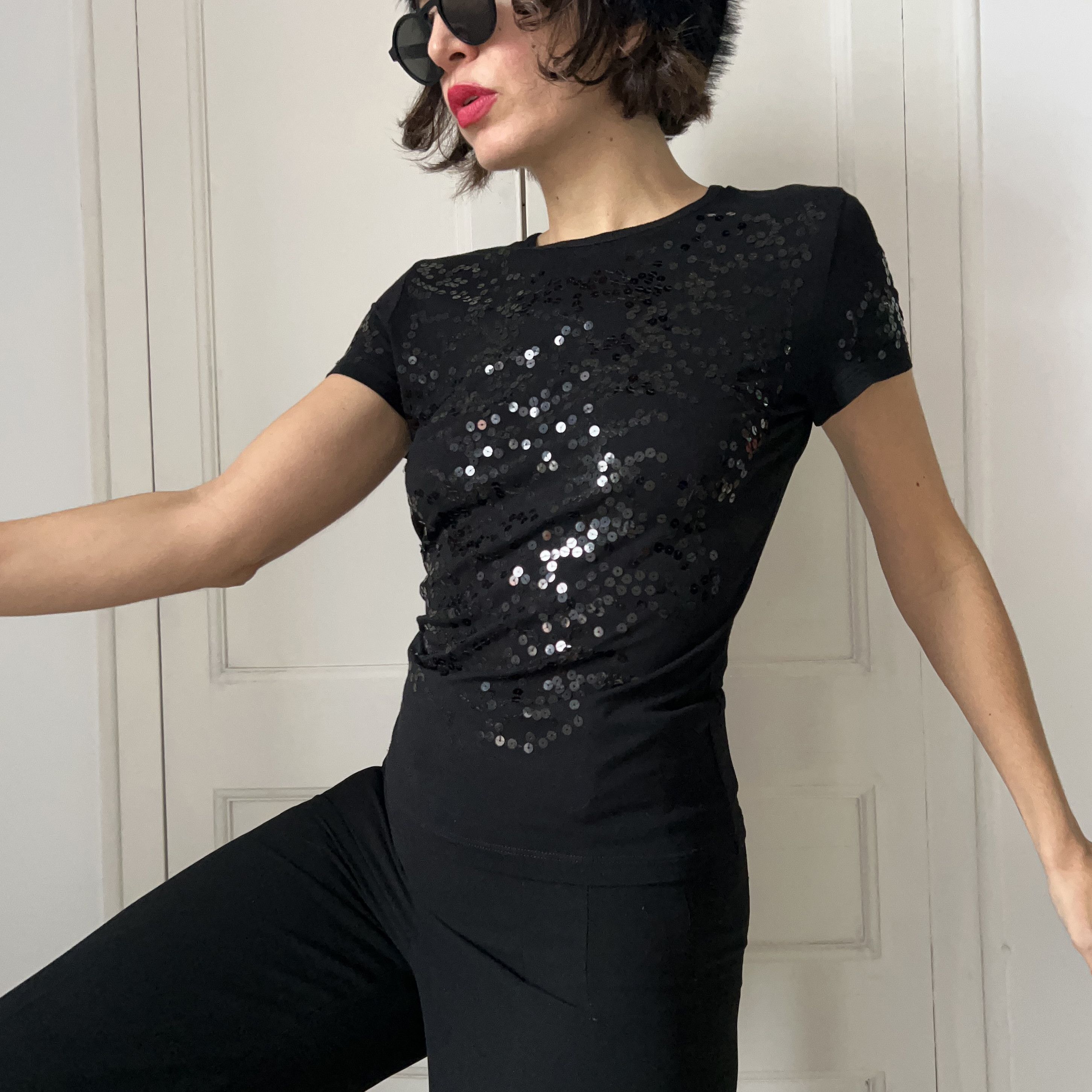 Moschino Moschino Black Sequin T-Shirt Size L / US 10 / IT 46 - 8 Thumbnail