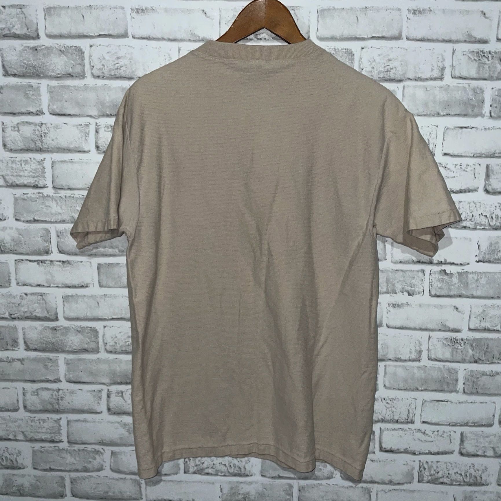 Vintage VINTAGE Oneita Henley T-Shirt Mens L Gray USA Stitch Shirt Size US L / EU 52-54 / 3 - 5 Thumbnail