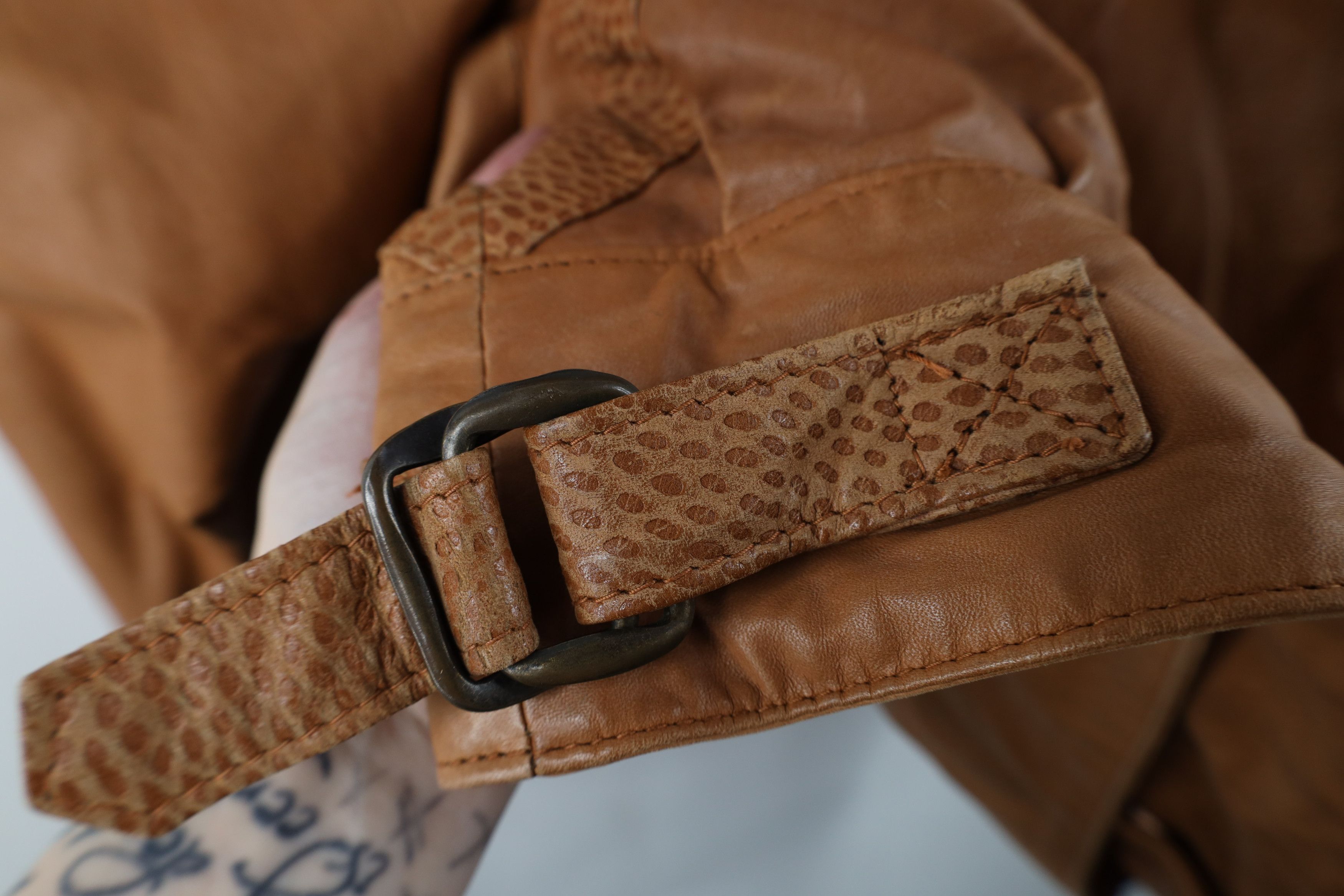 Vintage Vintage 80s 90s Streetwear Side Buckle Leather Jacket Brown Size L / US 10 / IT 46 - 8 Thumbnail
