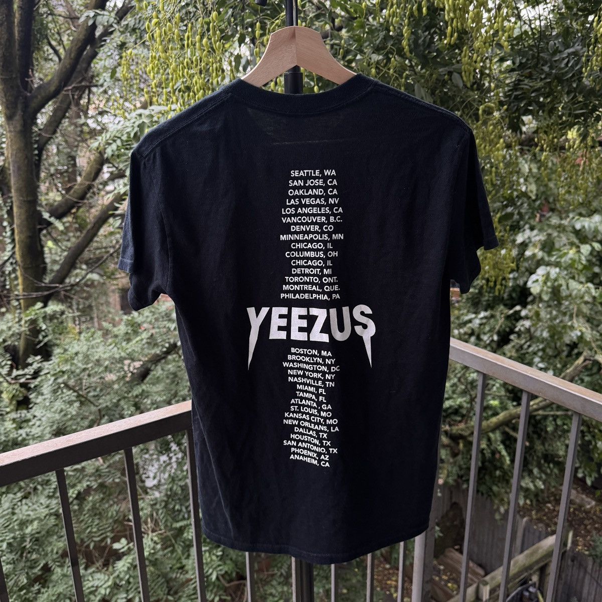 Kanye West Yeezus Mask Tour Tee Shirt Size US S / EU 44-46 / 1 - 2 Thumbnail