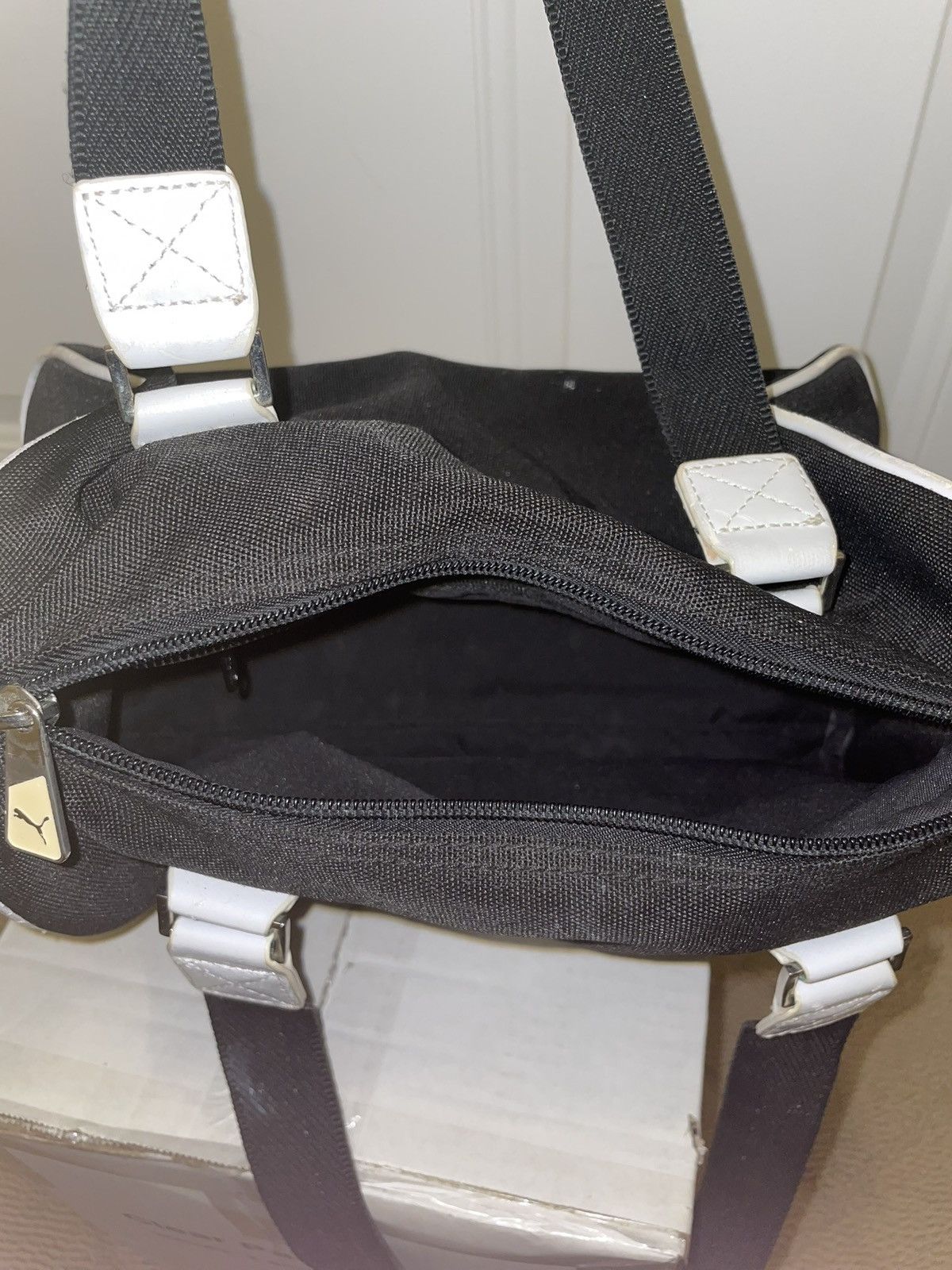 Puma Vintage Y2K Puma Black & White Cat Logo Cute Hand Bag Purse Size ONE SIZE - 16 Thumbnail