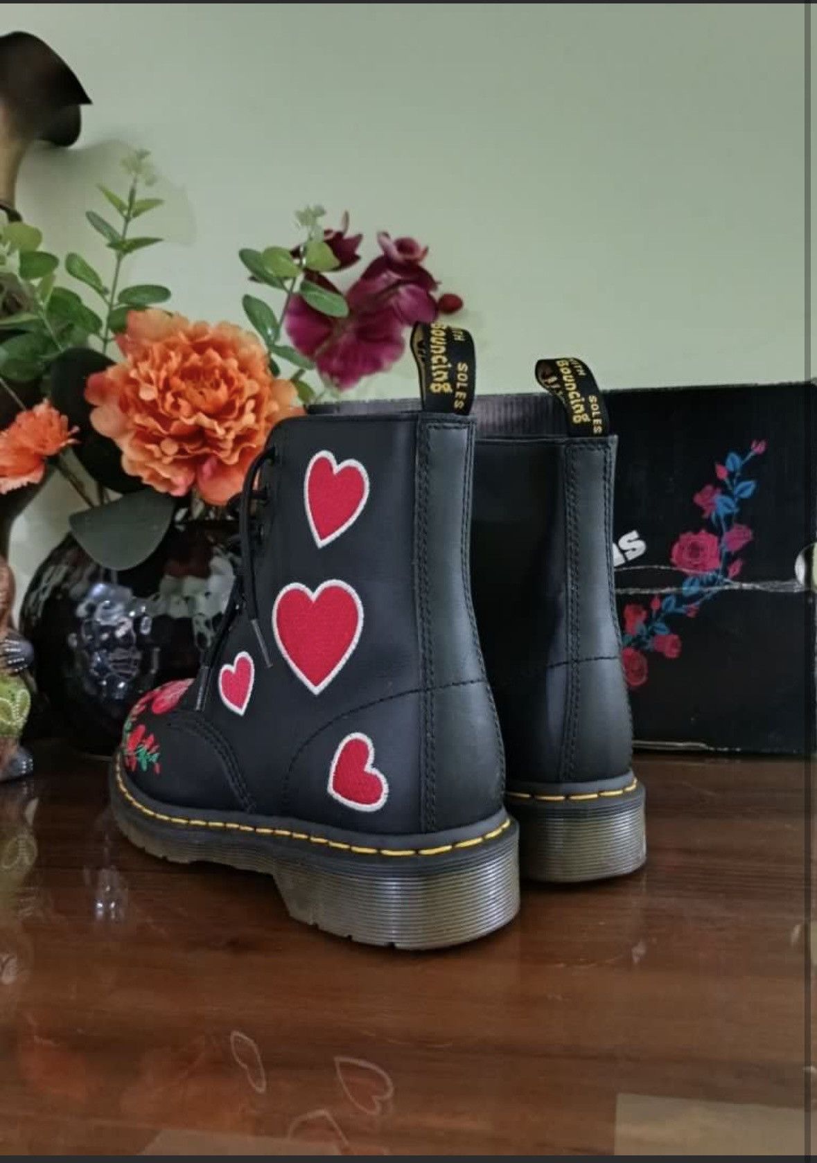 Dr. Martens Dr martens pascal sequin hearts Size US 7.5 / IT 37.5 - 3 Thumbnail