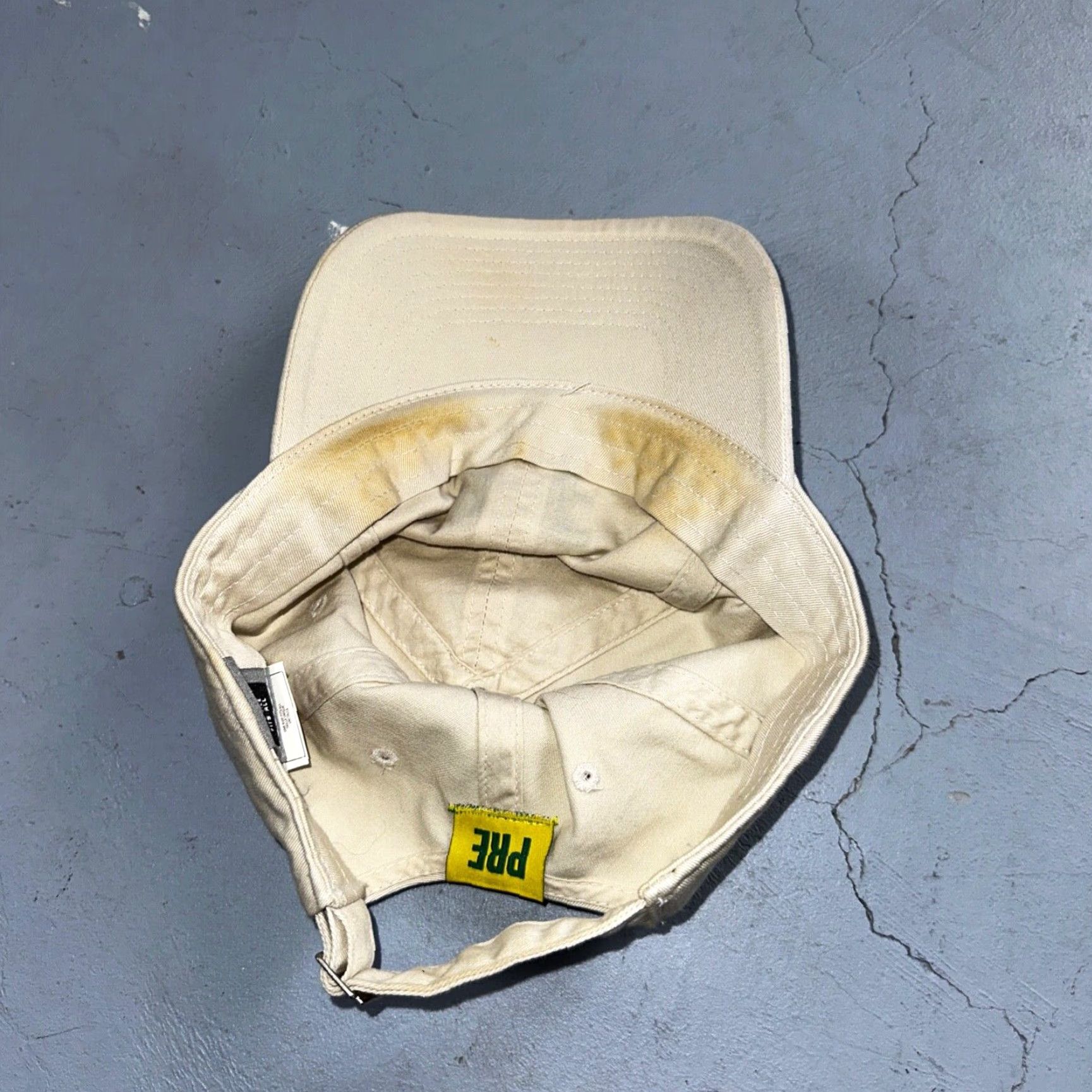 Nike VINTAGE Nike GO PRE Hat Cap Strap Back Swoosh 90s Tailwind Prefontaine White Men One Size Baseball Cap Logo Vintage Mens Hats Size ONE SIZE - 7 Thumbnail