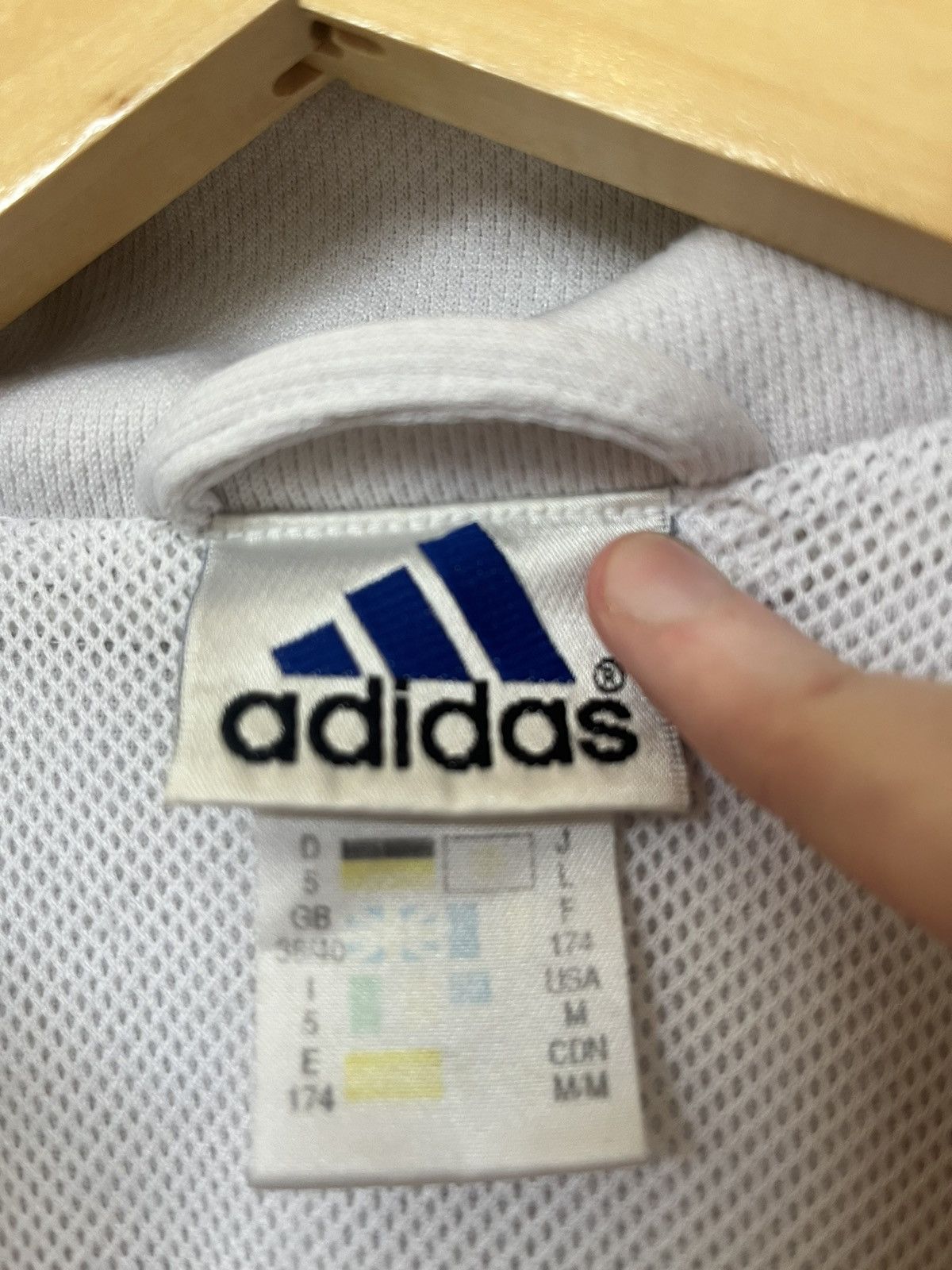 Adidas Men’s Adidas White & Cream Zip-Up Jacket Size US M / EU 48-50 / 2 - 2 Thumbnail
