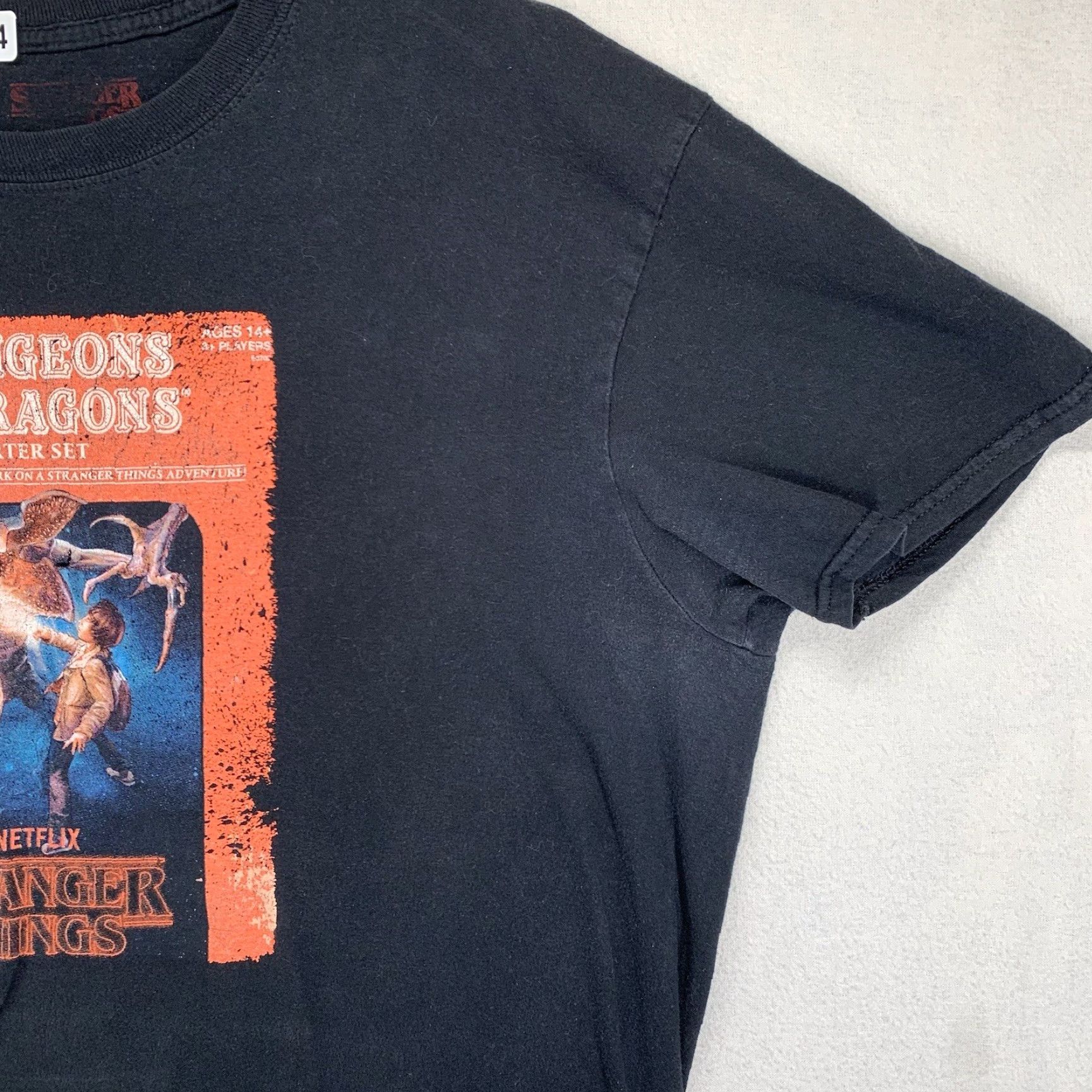 Vintage Vintage Stranger Things T-Shirt Dungeons & Dragons Demogorgon Graphic Unisex Adult Large Black Size US L / EU 52-54 / 3 - 6 Thumbnail