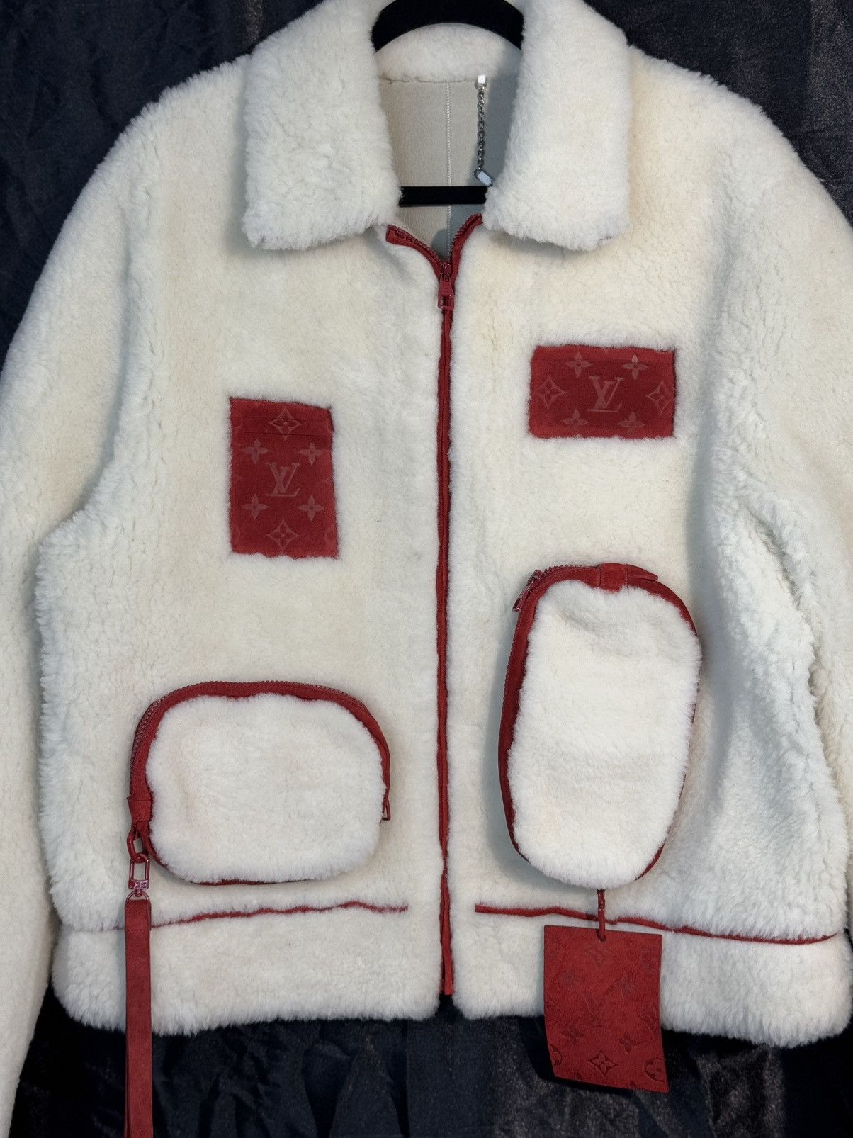 Louis Vuitton Louis Vuitton Multipocket Shearling Jacket Size US L / EU 52-54 / 3 - 2 Thumbnail