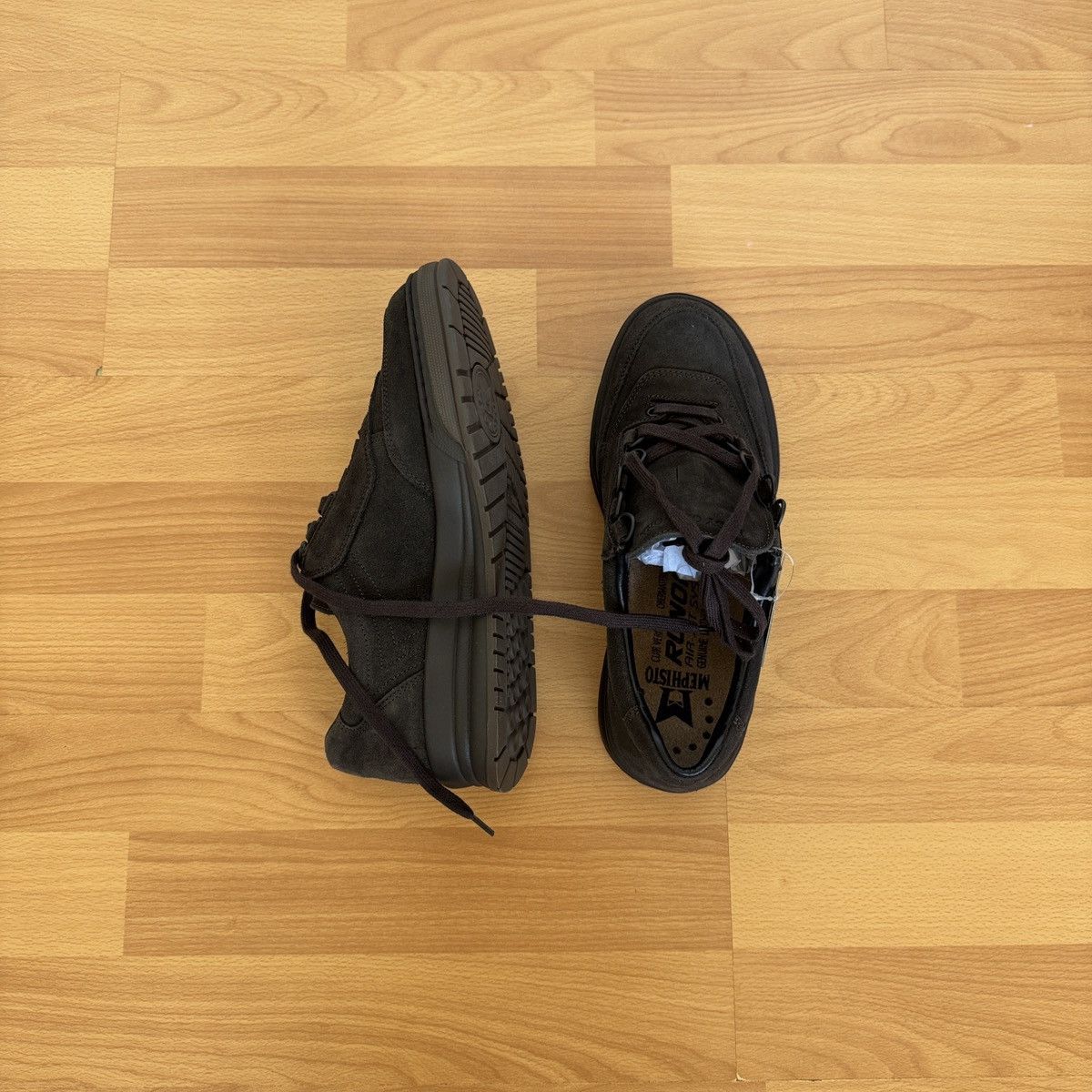 Mephisto body of work & mephisto sneakers Size US 5.5 / EU 38 - 3 Thumbnail