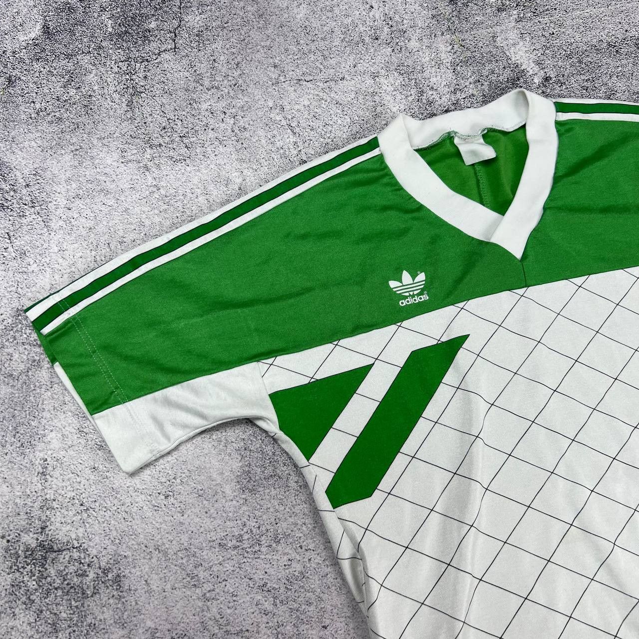 Vintage Adidas Vintage Football Jersey 80s Green & White Size US M / EU 48-50 / 2 - 3 Thumbnail