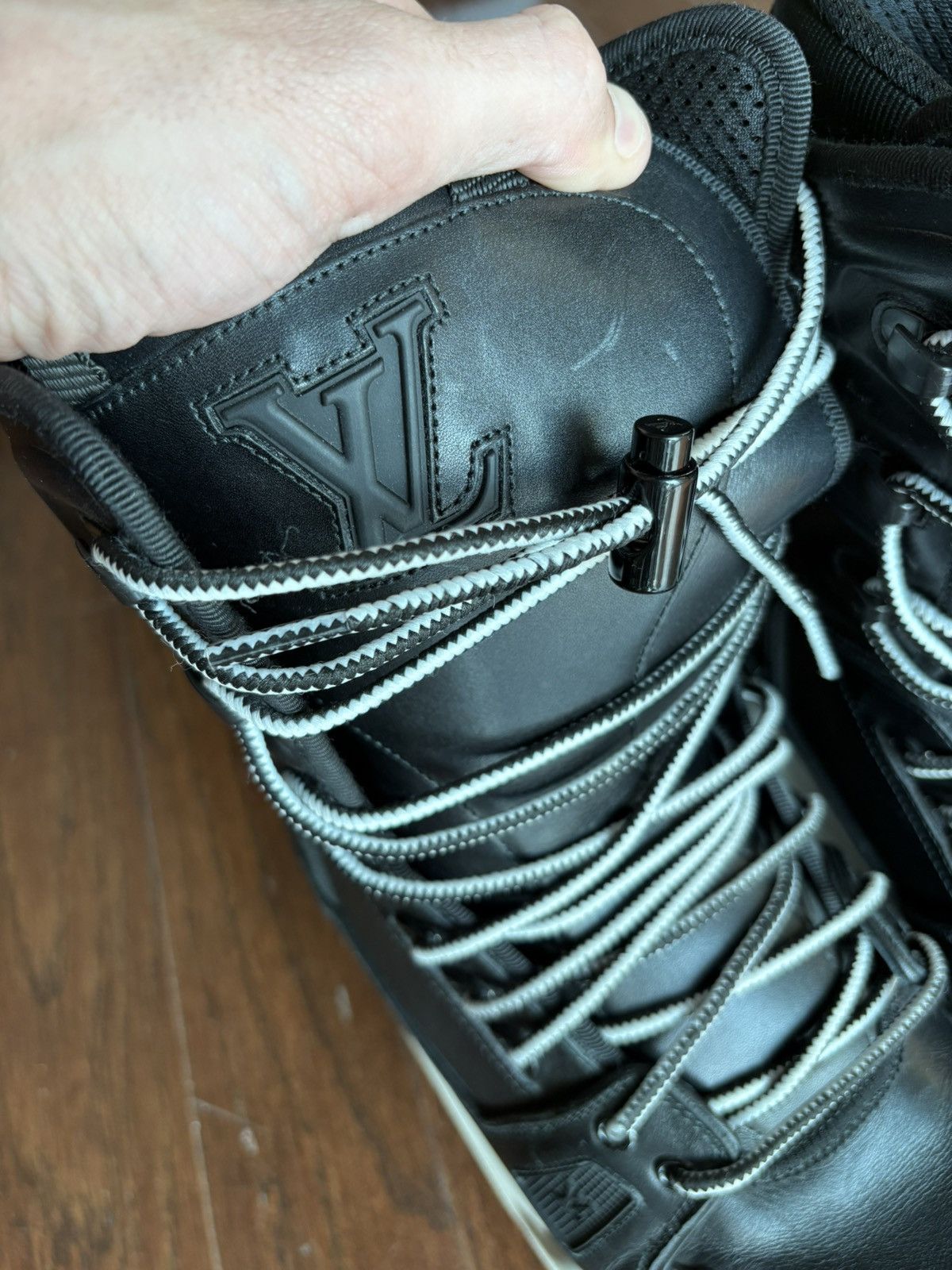 Louis Vuitton Louis Vuitton Snow Trainer Boot Hightop Black Sneaker Size US 9.5 / EU 42-43 - 5 Thumbnail