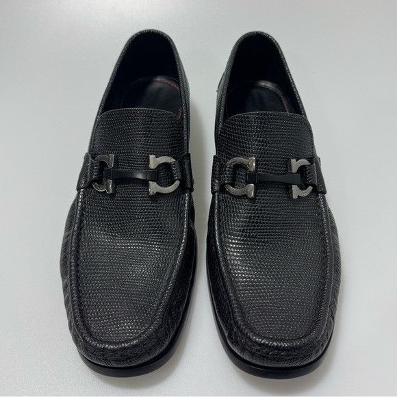 Salvatore Ferragamo Ferragamo Grandioso Gancini Leather Loafers Black Men’s 7 Size US 7 / EU 40 - 1 Thumbnail