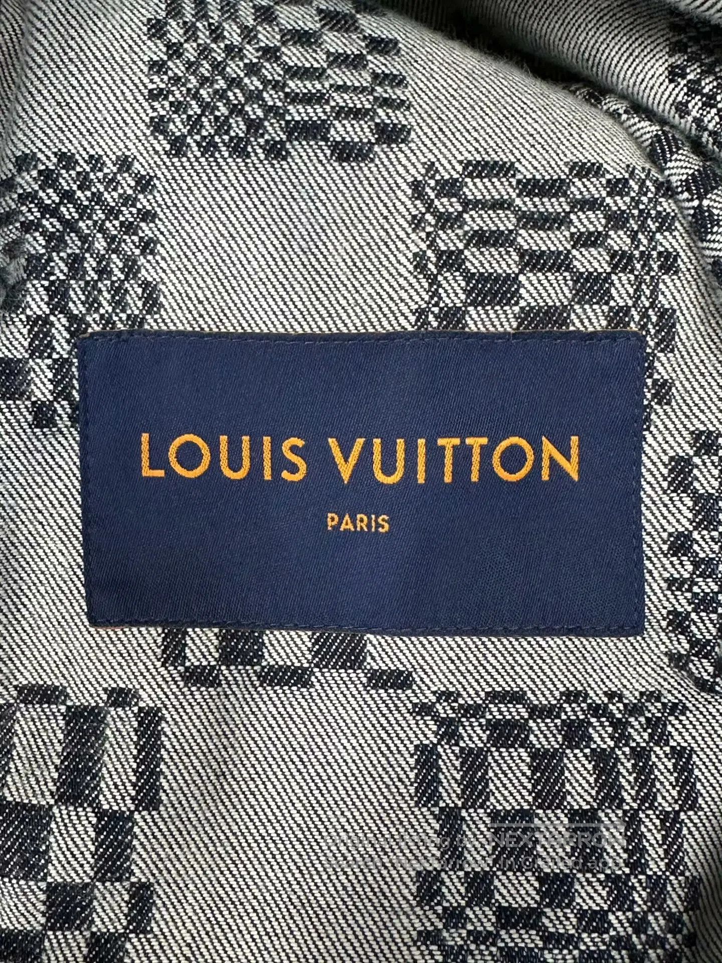 Louis Vuitton Louis Vuitton Navy blue checkered denim jacket with logo p Size US S / EU 44-46 / 1 - 4 Thumbnail
