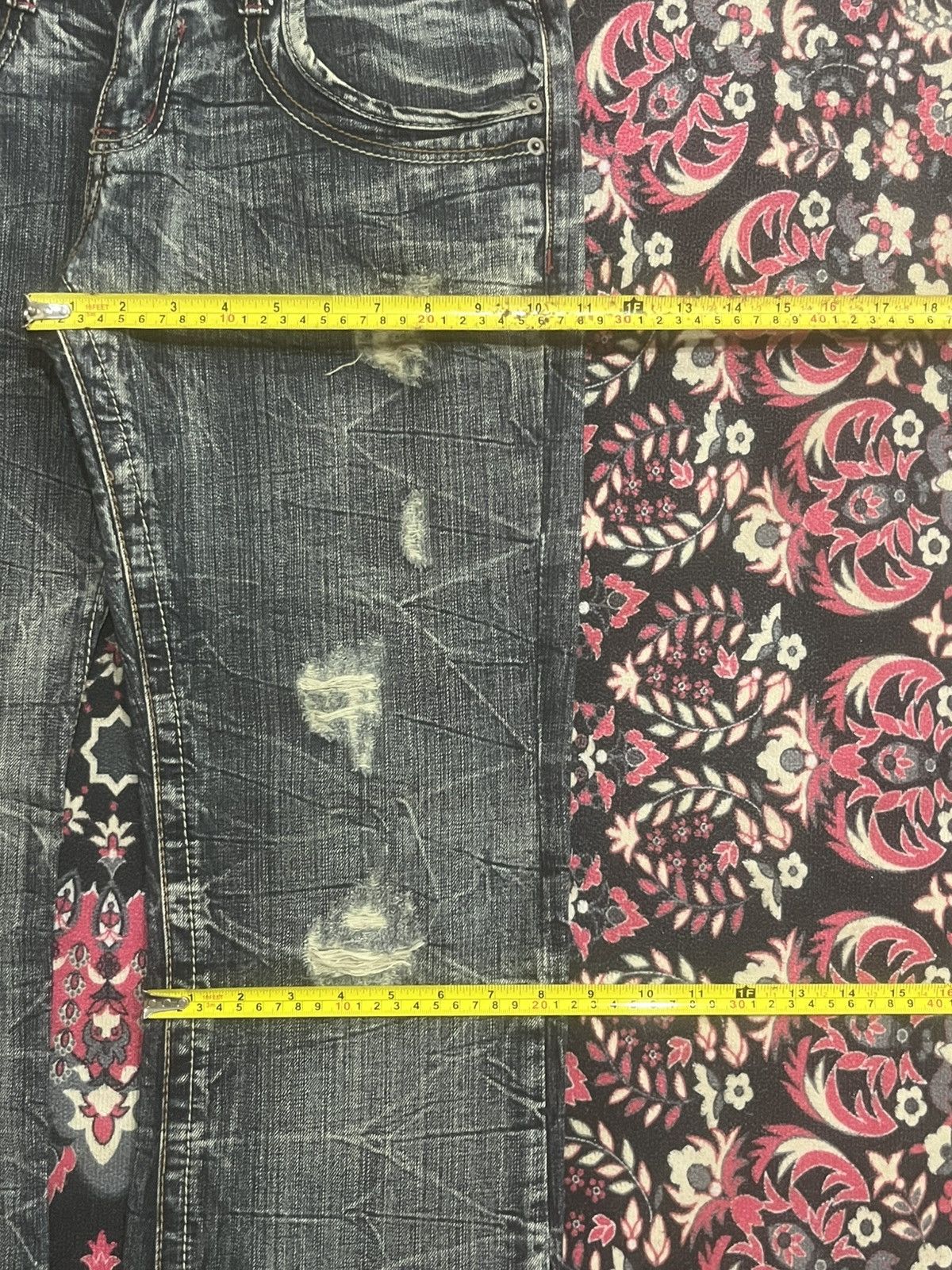 semanticdesign Japan Semantic Design Dark Washed Cracked Fringe Flare Jeans Size US 32 / EU 48 - 13 Thumbnail