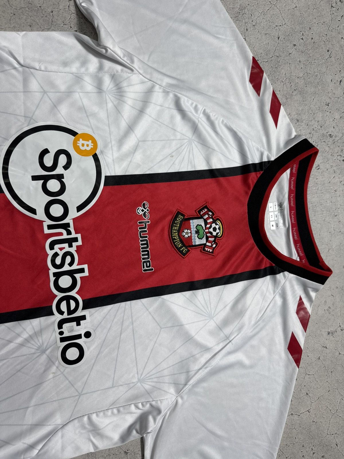 Hummel Hummel FC Southamton Vintage 2022/2023 Soccer Jersey Size US S / EU 44-46 / 1 - 6 Thumbnail
