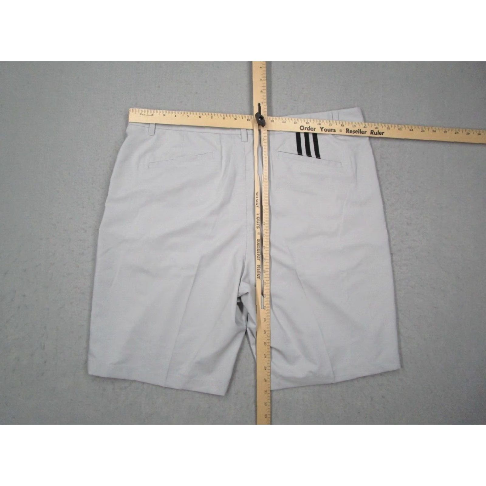 Adidas ADIDAS Shorts Mens 40 Gray Flat Front 10" Lightweight Performance Golfing Chino Golf Size US 40 / EU 56 - 5 Thumbnail