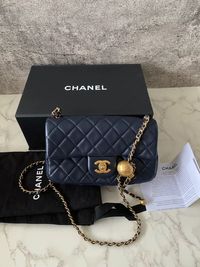 CHANEL Pearl Crush