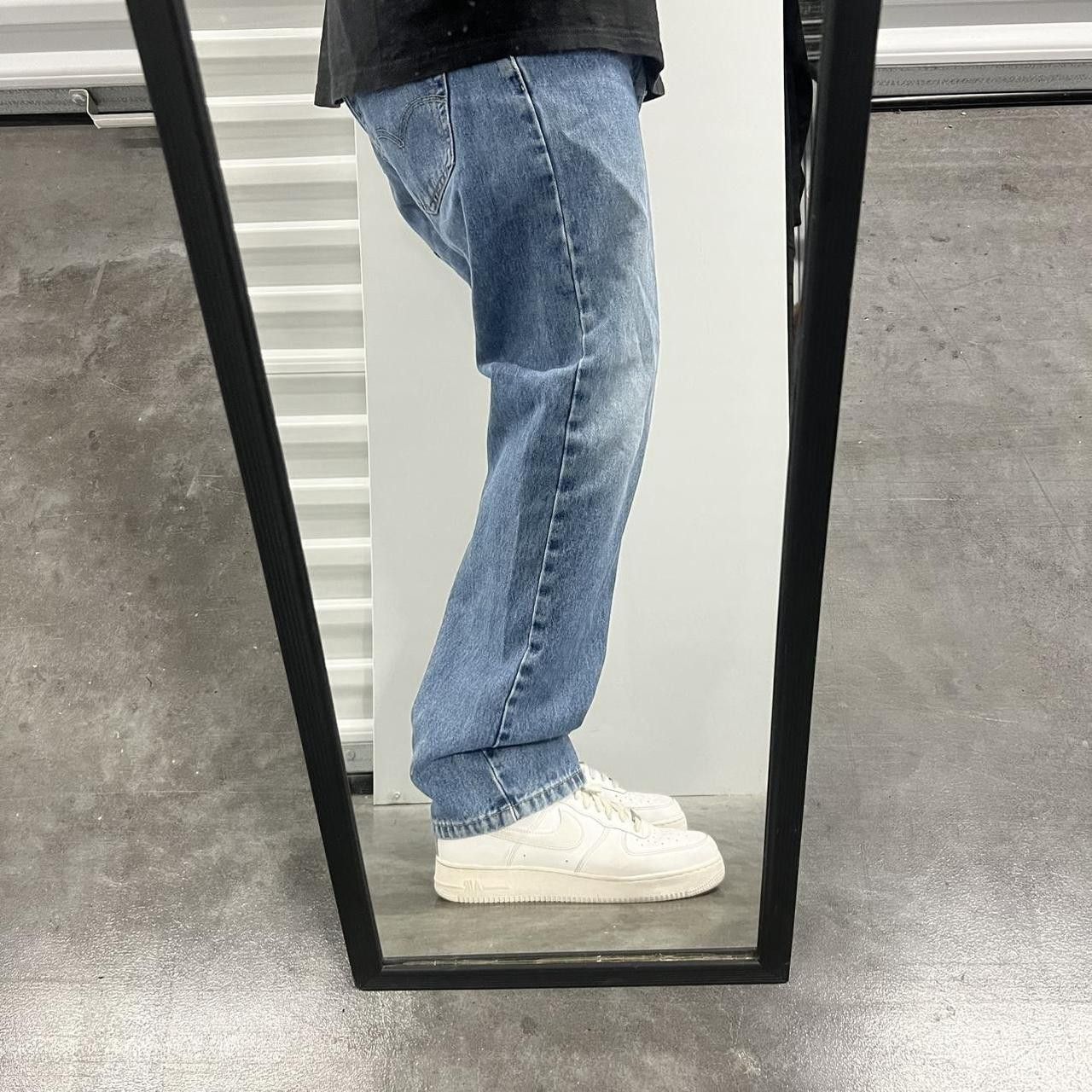 Levi's × Vintage Vintage Y2K Levis Grunge Essential Medium Wash Denim Jeans! Size US 34 / EU 50 - 2 Thumbnail
