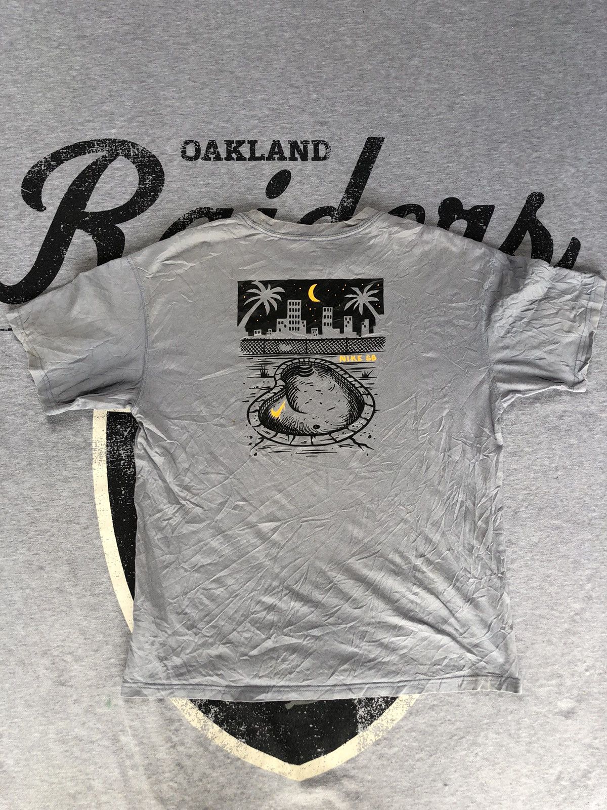 Nike NIKE SB TEE Size US L / EU 52-54 / 3 - 1 Thumbnail