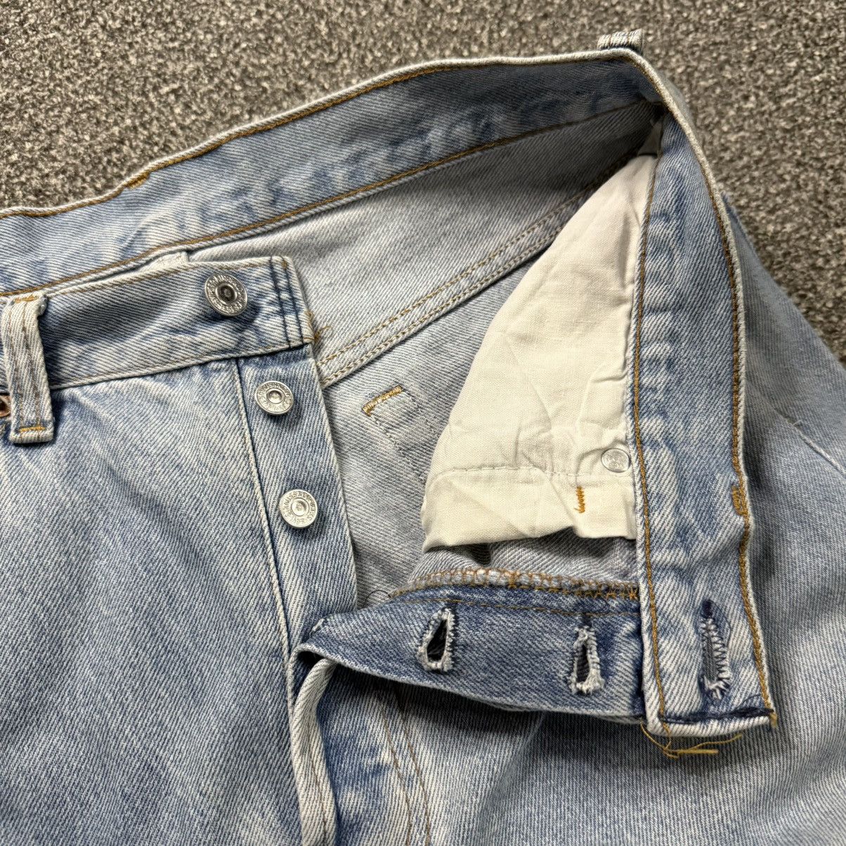 Levi's Vintage Clothing Vintage 90s Levis 501xx Faded Denim Size US 34 / EU 50 - 12 Thumbnail