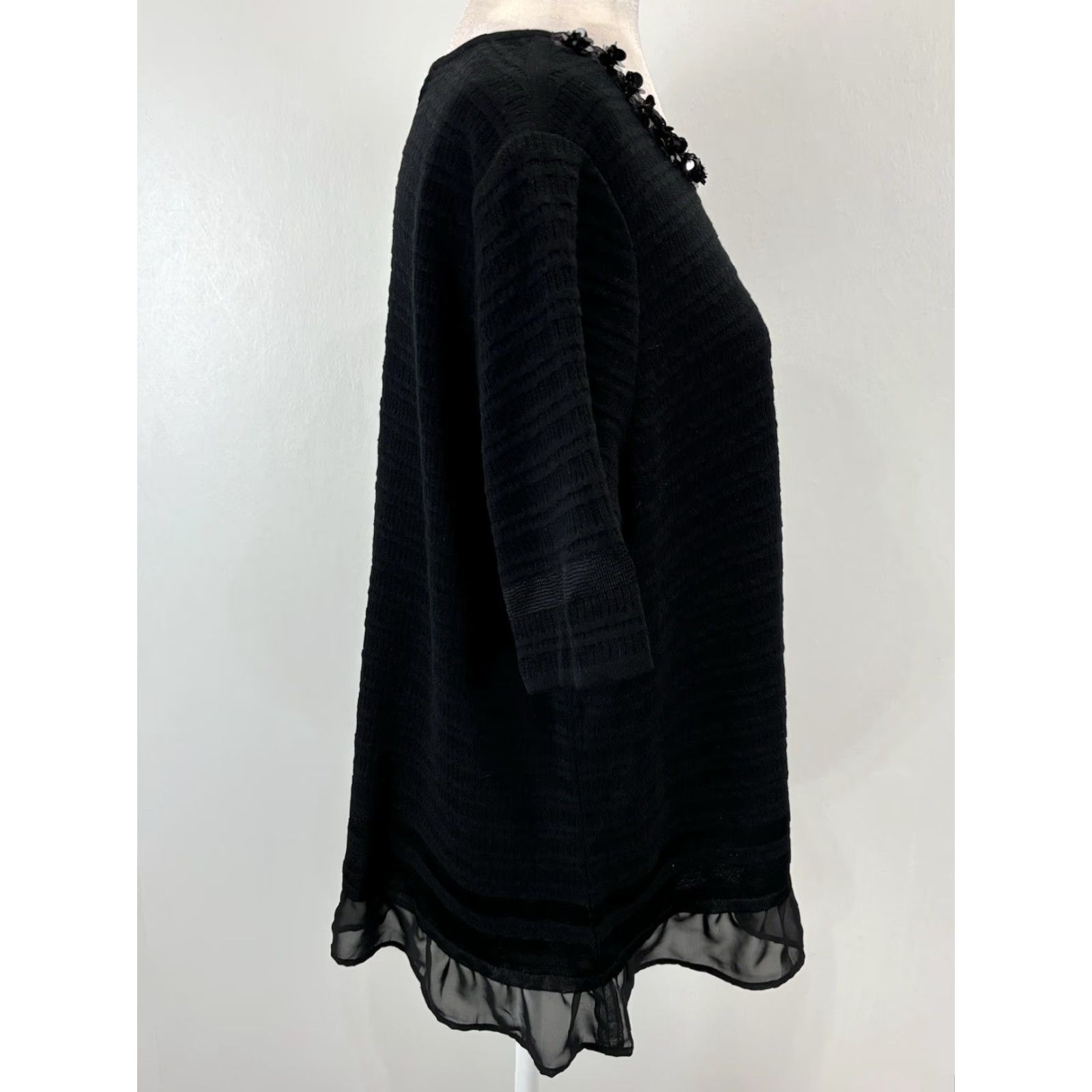 Vintage Ming Wang Sweater Womens Large Black Ruffle Beaded Knit Pullover Round Neck Short Sleeve Classic Size L / US 10 / IT 46 - 4 Thumbnail