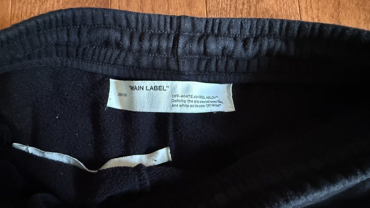 Off-White Off White Sweatshorts Size US 31 - 3 Thumbnail
