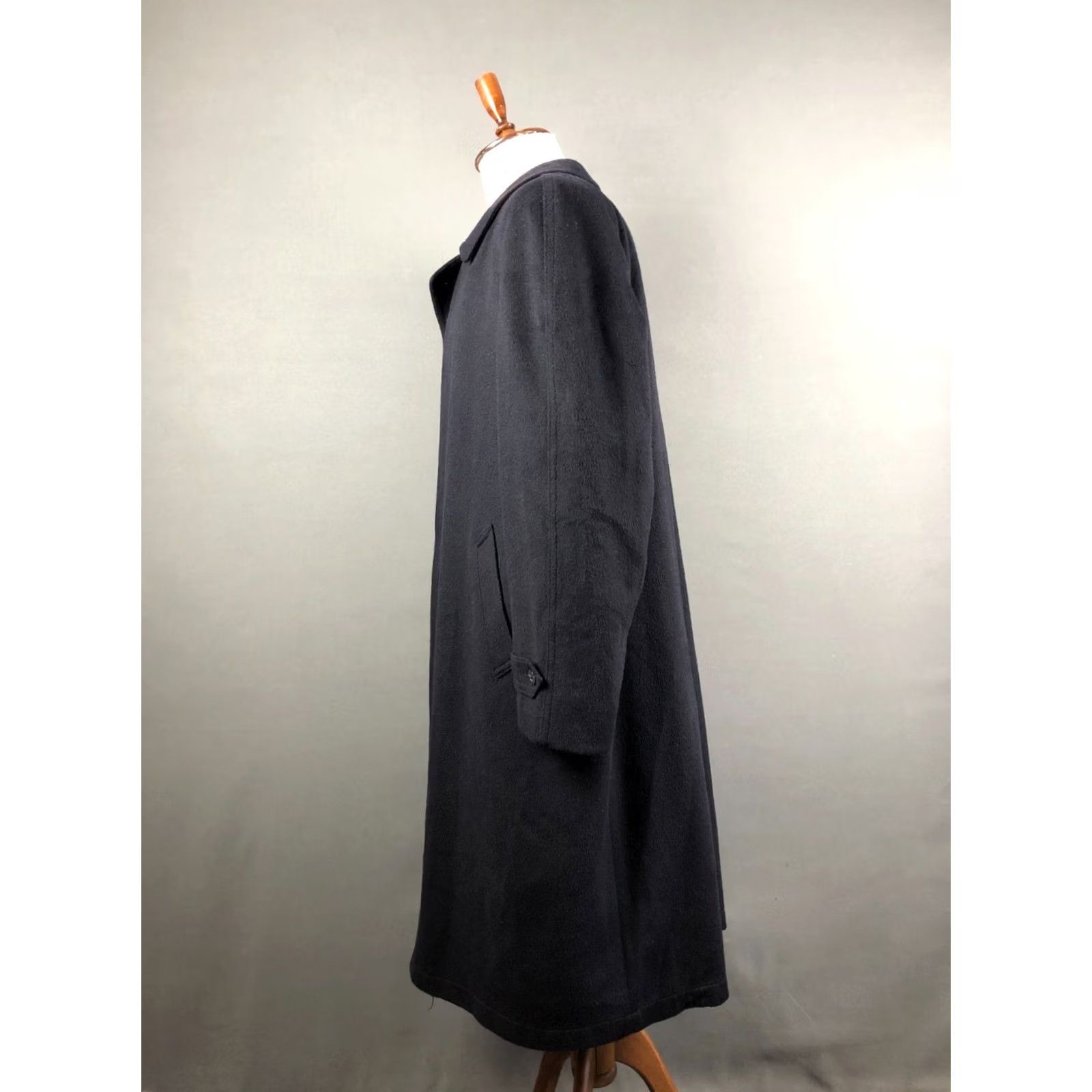 Vintage Steinbock Coat Mens Loden EU 54 Dark Blue Wool Blend Overcoat Long Wool Blend Solid Blue Men’s Regular Size 54 Austria Brand Steinbock Size US L / EU 52-54 / 3 - 2 Thumbnail