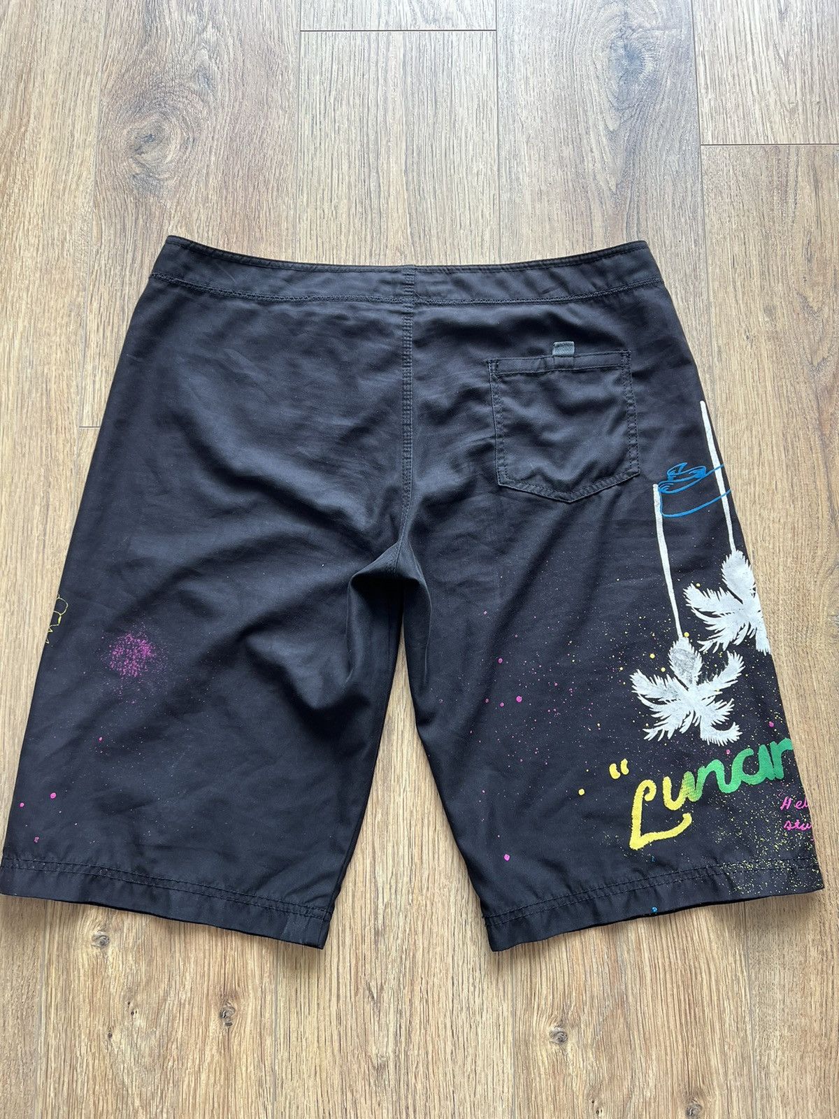 Mambo × Vintage 🔥 Mambo vintage sufr shorts swimm x jamaica x japanese Size US 35 - 2 Thumbnail