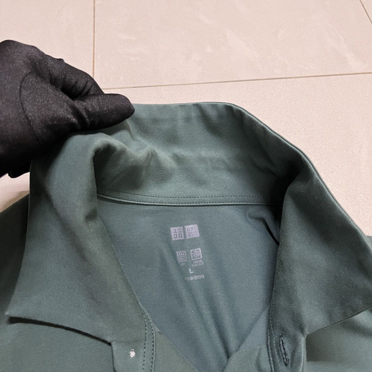 Japanese Brand × Uniqlo Uniqlo Airism Button Up Shirt Size US M / EU 48-50 / 2 - 3 Thumbnail