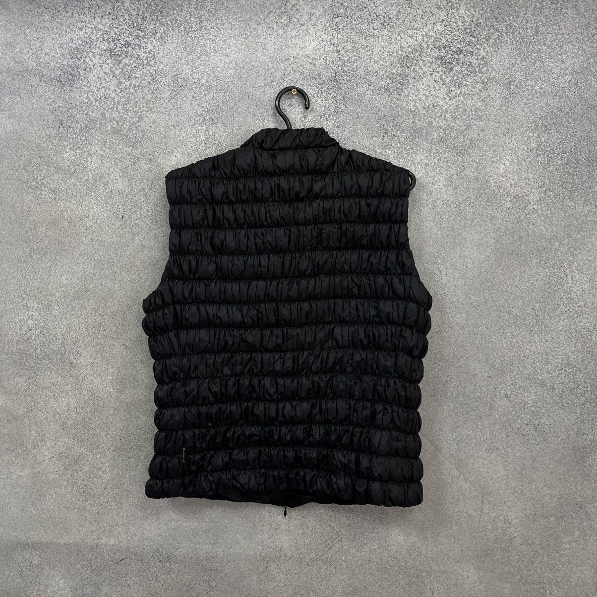 Moncler Moncler Vest Black Size US S / EU 44-46 / 1 - 9 Thumbnail