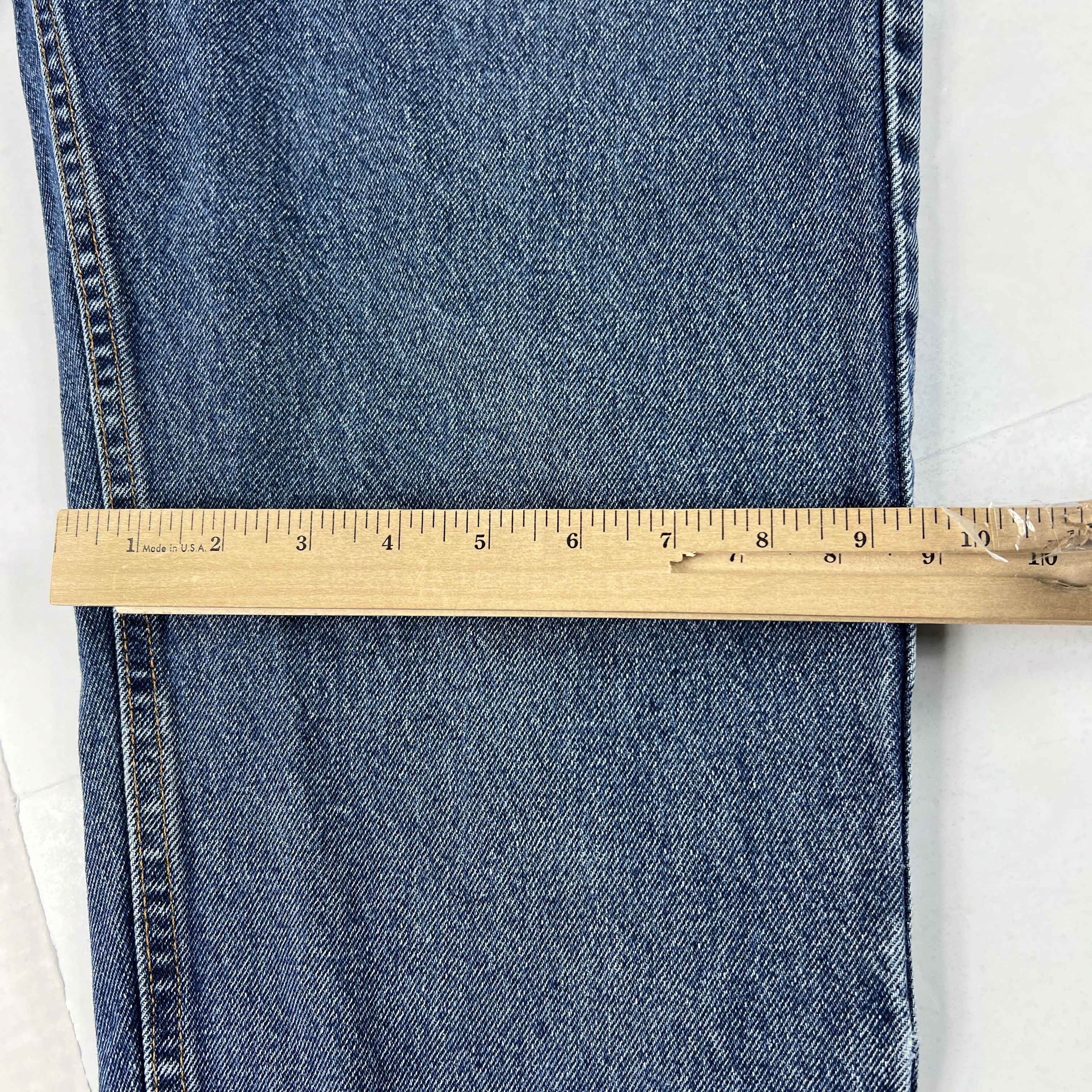 Levi's × Vintage VTG 90s Levi's Jeans 550 Relaxed Blue Faded Denim Orange Tab Size US 33 - 19 Thumbnail
