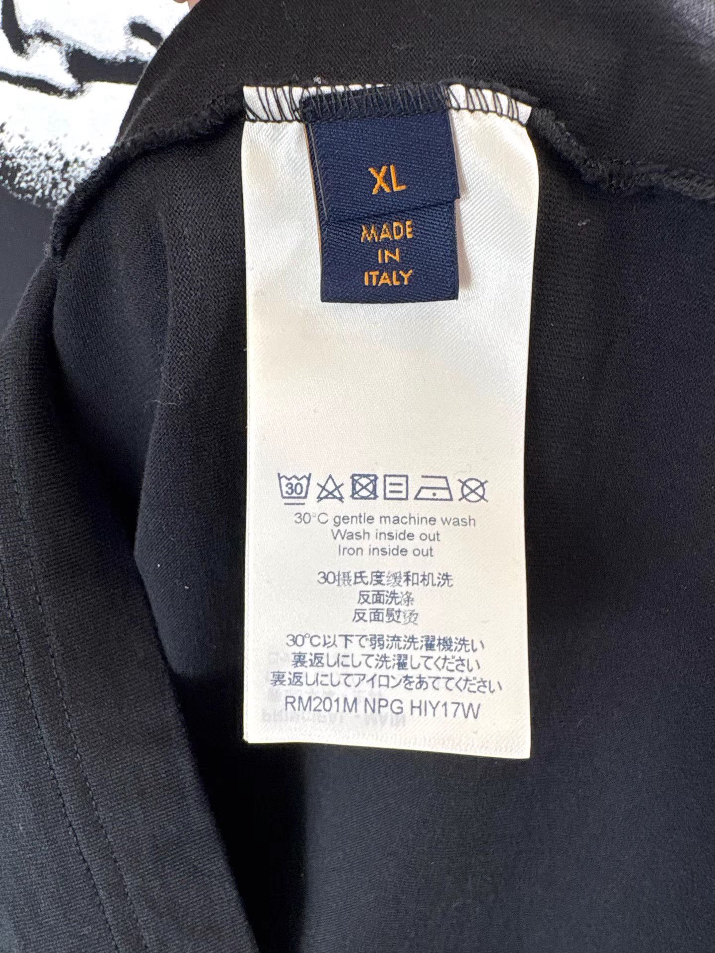 Louis Vuitton LOUIS VUITTON Black Chain Printed Short Sleeve K1 Size US XL / EU 56 / 4 - 3 Thumbnail